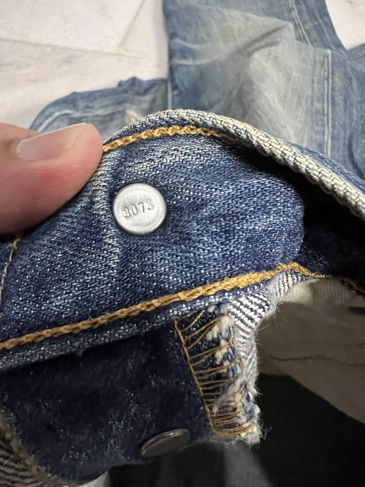 Levi's Vintage Levis 501 Distressed Jeans Size US 29 - 13 Thumbnail