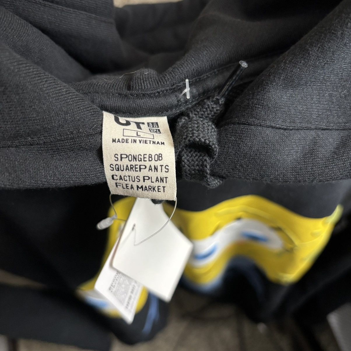 Cactus Plant Flea Market Brand New SpongeBob x Cactus Plant Flea Market Uniqlo Hoodie Size US L / EU 52-54 / 3 - 4 Thumbnail