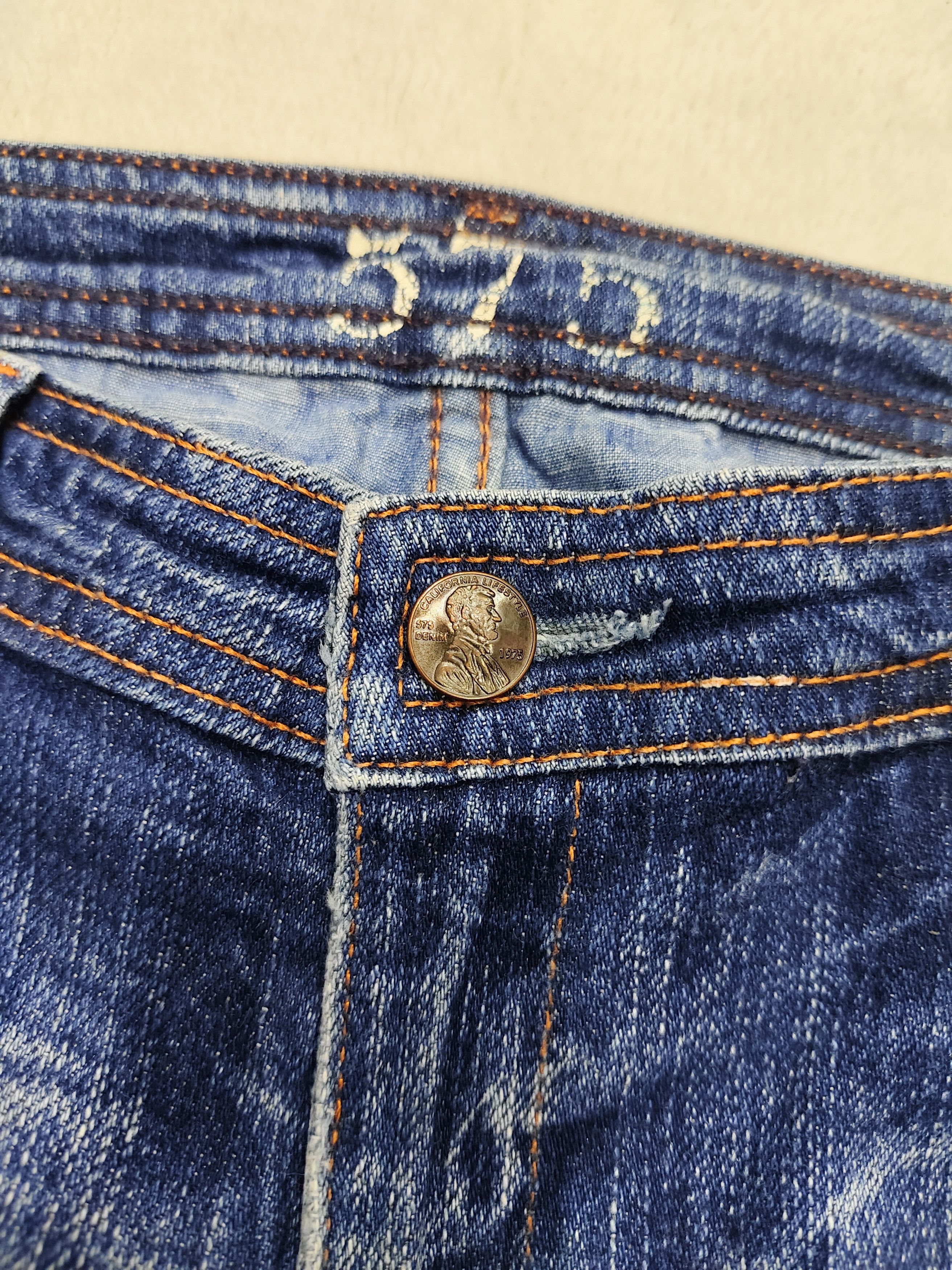 Seditionaries Vtg 575 LA❤️‍🔥Y2k Heavy Distressed Fade Flare Jeans Size 29" - 6 Thumbnail