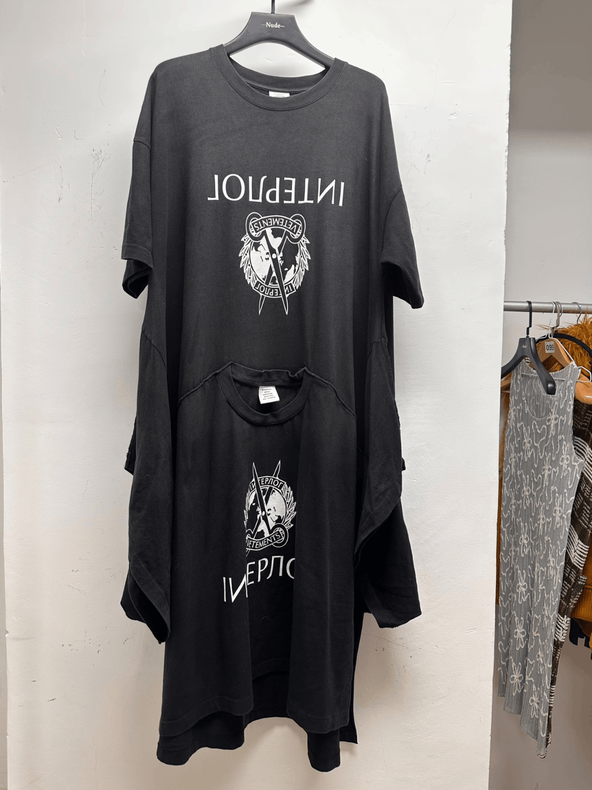 Vetements 19AW Joint Long Tee