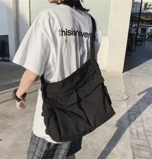 Japanese Brand Vintage messenger bag Size ONE SIZE - 1 Thumbnail