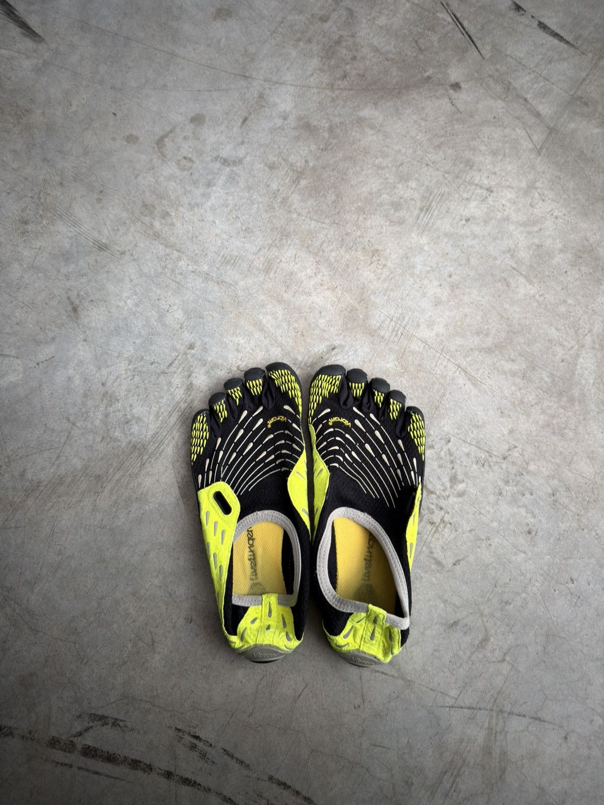 Vibram Vibram five fingers Size US 6.5 / IT 36.5 - 1 Thumbnail
