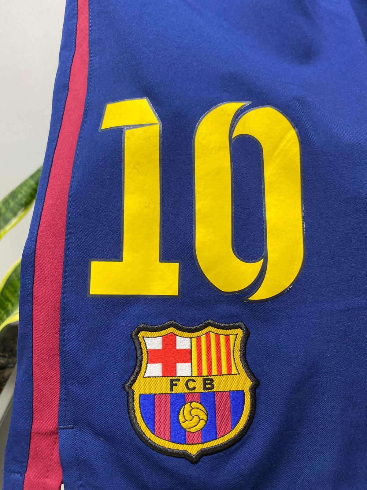 Nike 10# Messi Barcelona Nike Soccer Shorts Size US 34 / EU 50 - 7 Thumbnail