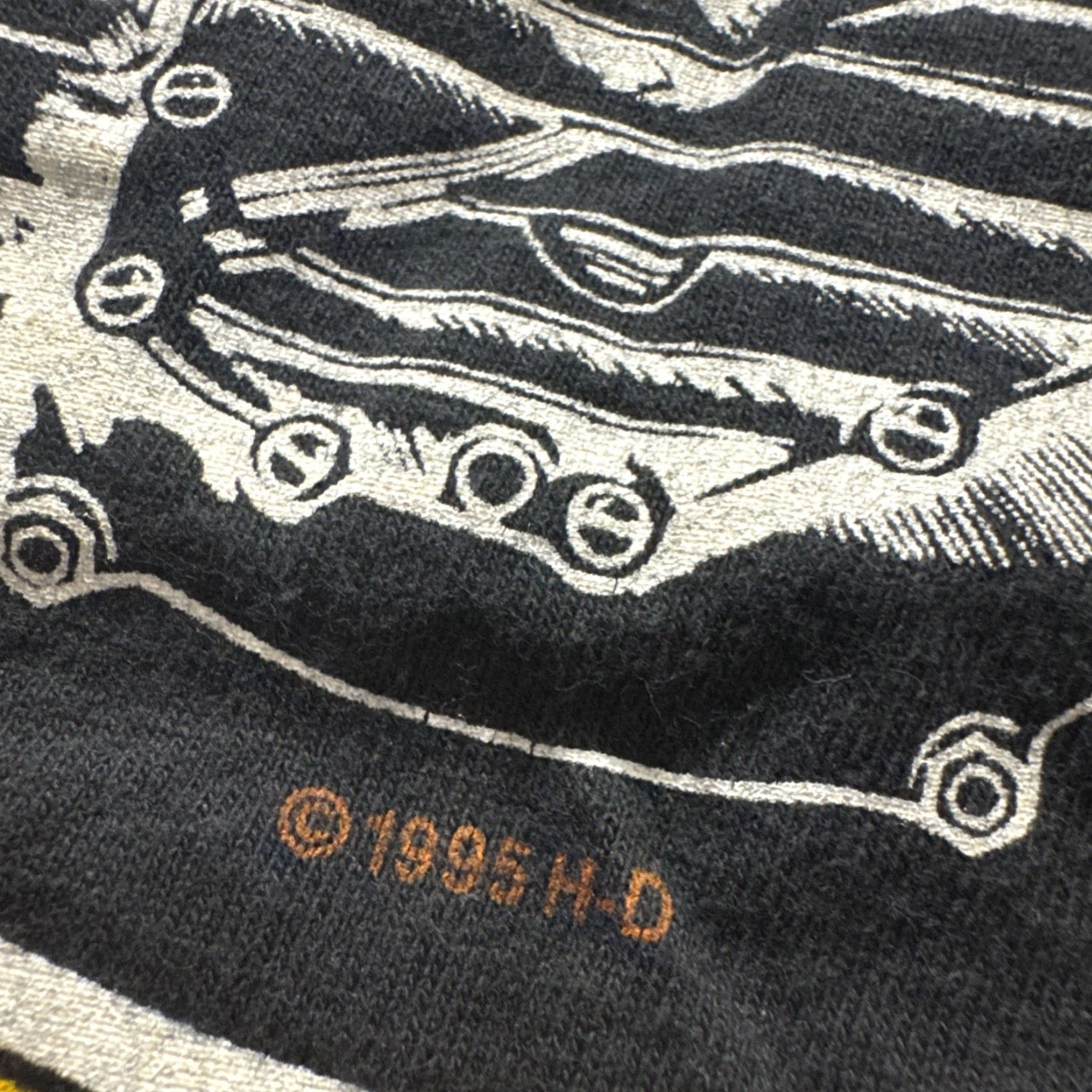 Harley Davidson VINTAGE Harley-Davidson Motorcycle Mechanics Institute Black T-Shirt Men’s L Mens Black 90s Size US L / EU 52-54 / 3 - 3 Thumbnail