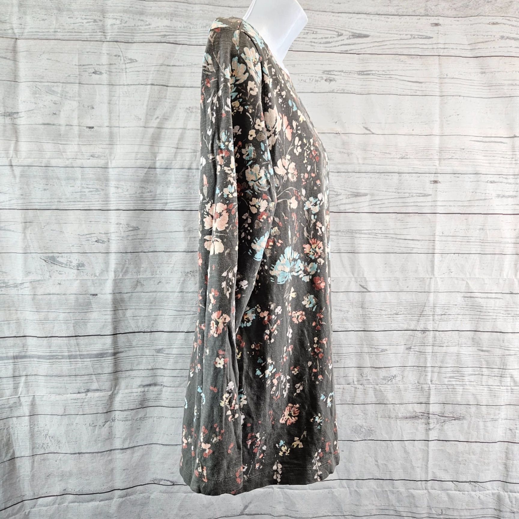 J. Jill Pure Jill Womens Floral Asymmetrical Tunic Sz Medium Gray Blue Organic Cotton Shirt Size M / US 6-8 / IT 42-44 - 3 Thumbnail