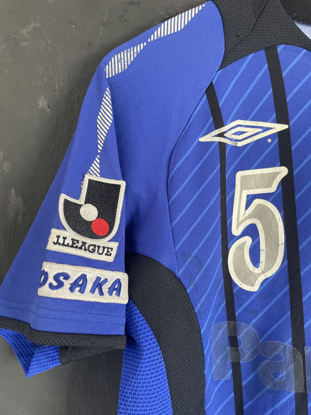 Descente Umbro by Descente Gamba Osaka Jersey Size US L / EU 52-54 / 3 - 4 Thumbnail