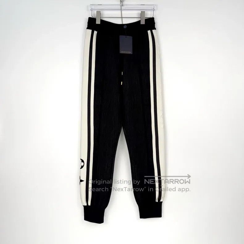 Louis Vuitton Louis Vuitton size l Black and white three-dimensional clas Size US 28 / EU 44 - 3 Thumbnail