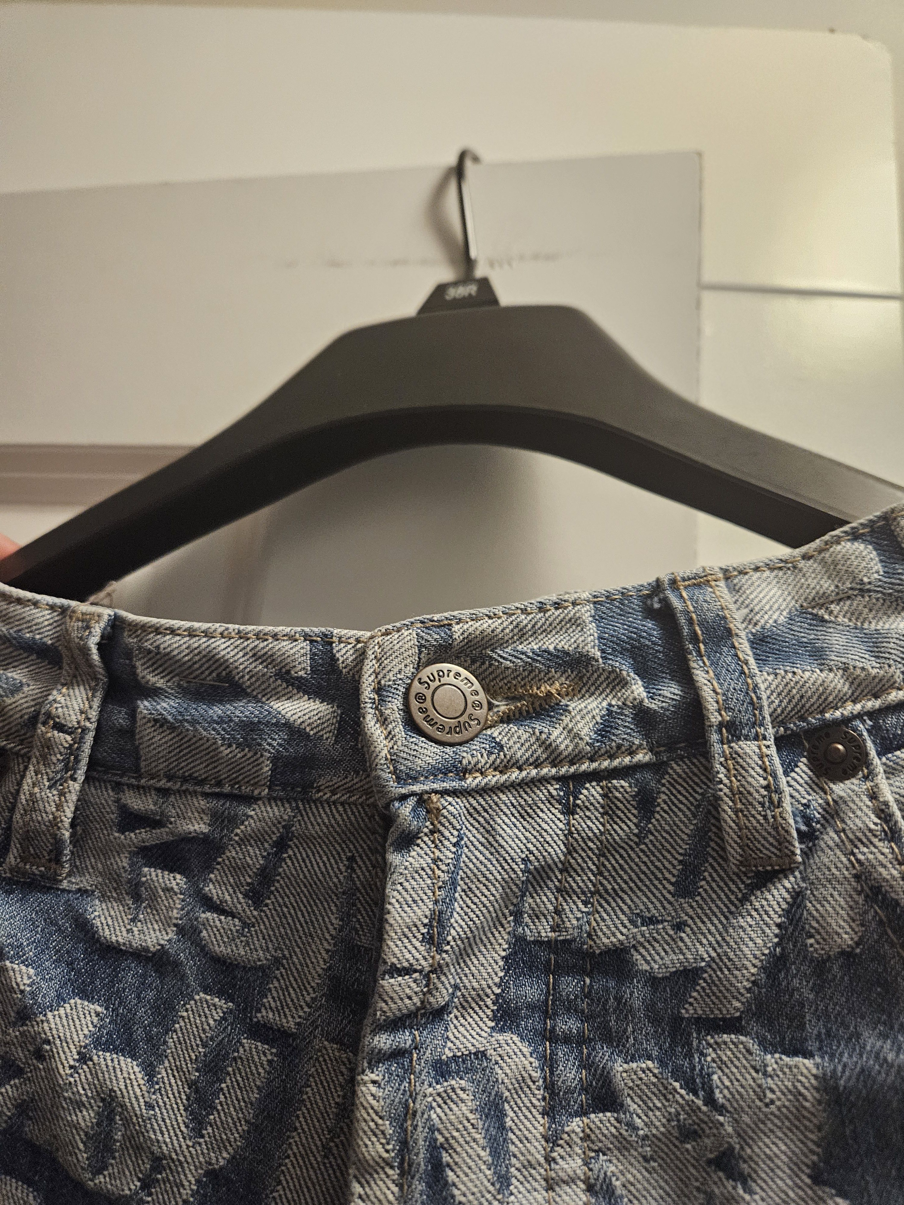 Supreme Supreme Fat Tip Jacquard Blue Denim Jeans Size US 31 - 5 Thumbnail