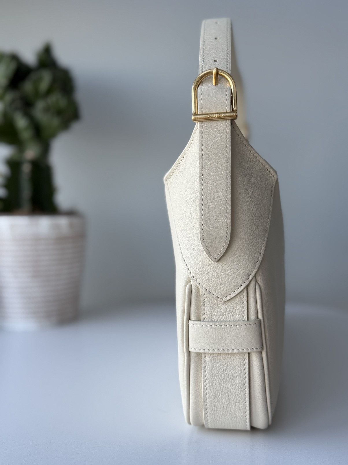 Celine Celine Small Romy Bag White Calfskin Leather Gold HW Size ONE SIZE - 13 Thumbnail