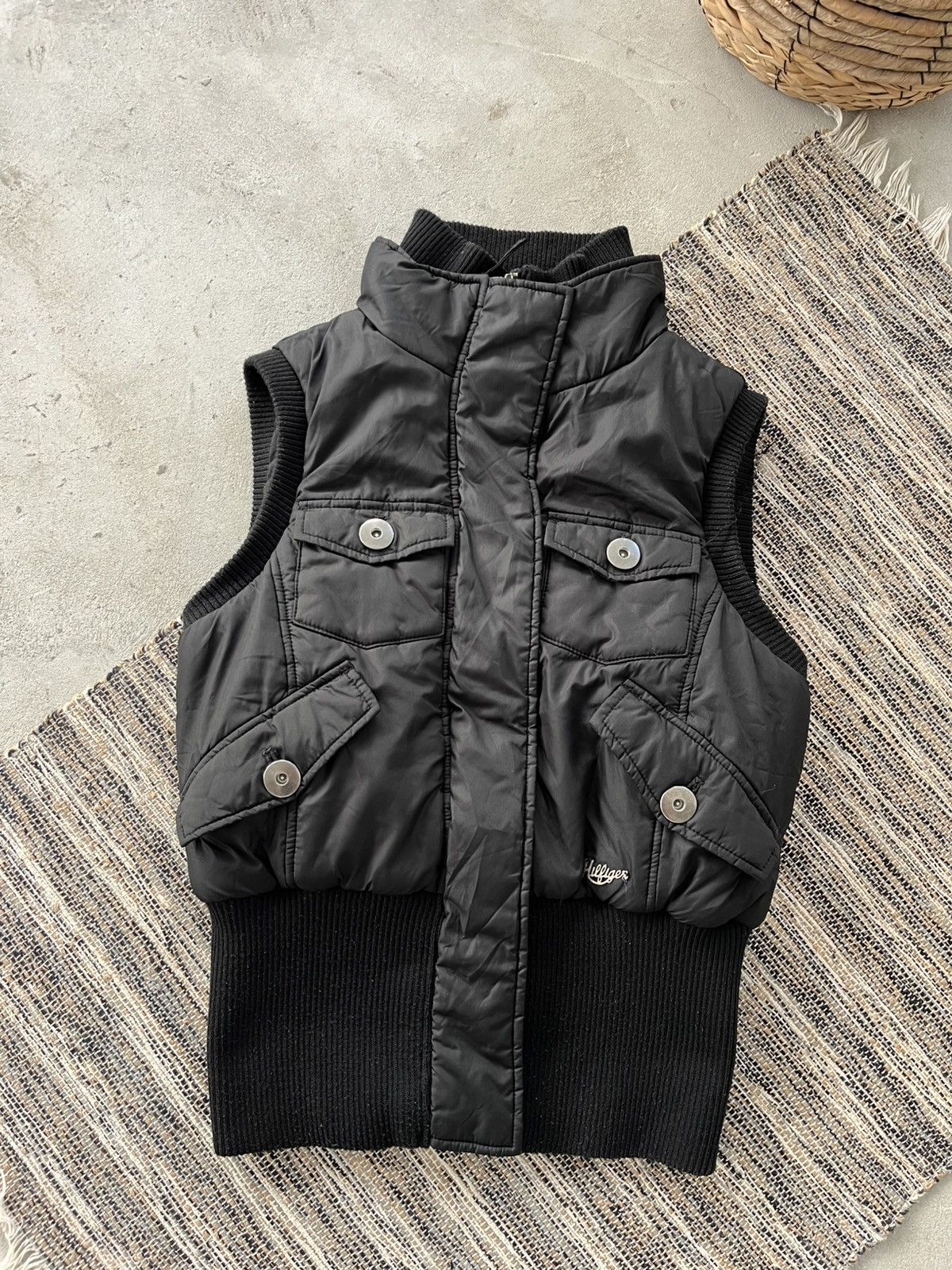 Tommy Hilfiger Vintage Tommy Hilfiger AvantGarde Black Vest Multi Pocket Size M / US 6-8 / IT 42-44 - 2 Thumbnail