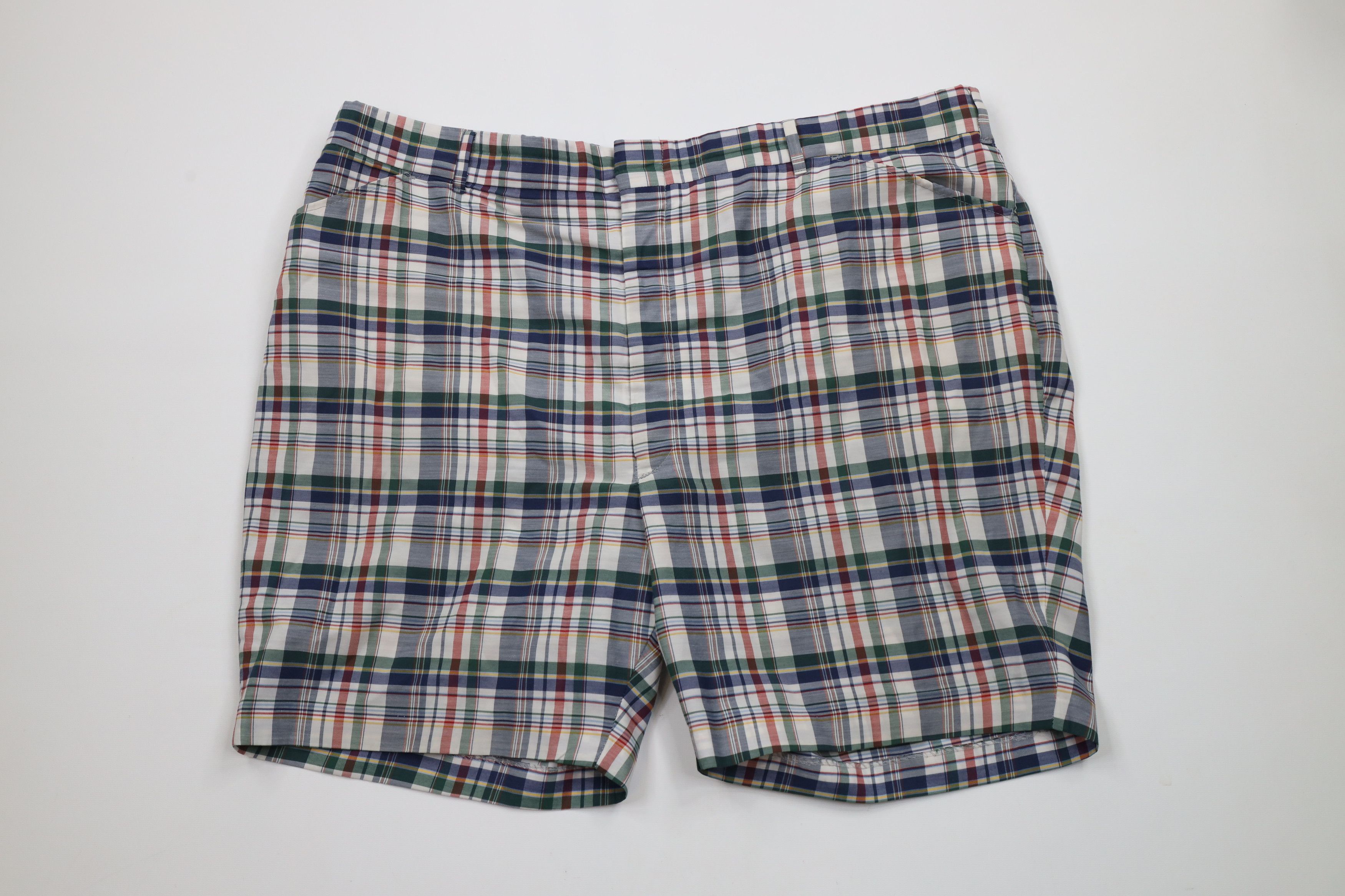 Vintage Vintage 90s Streetwear Plaid Above Knee Chino Shorts USA Size US 40 / EU 56 - 1 Thumbnail