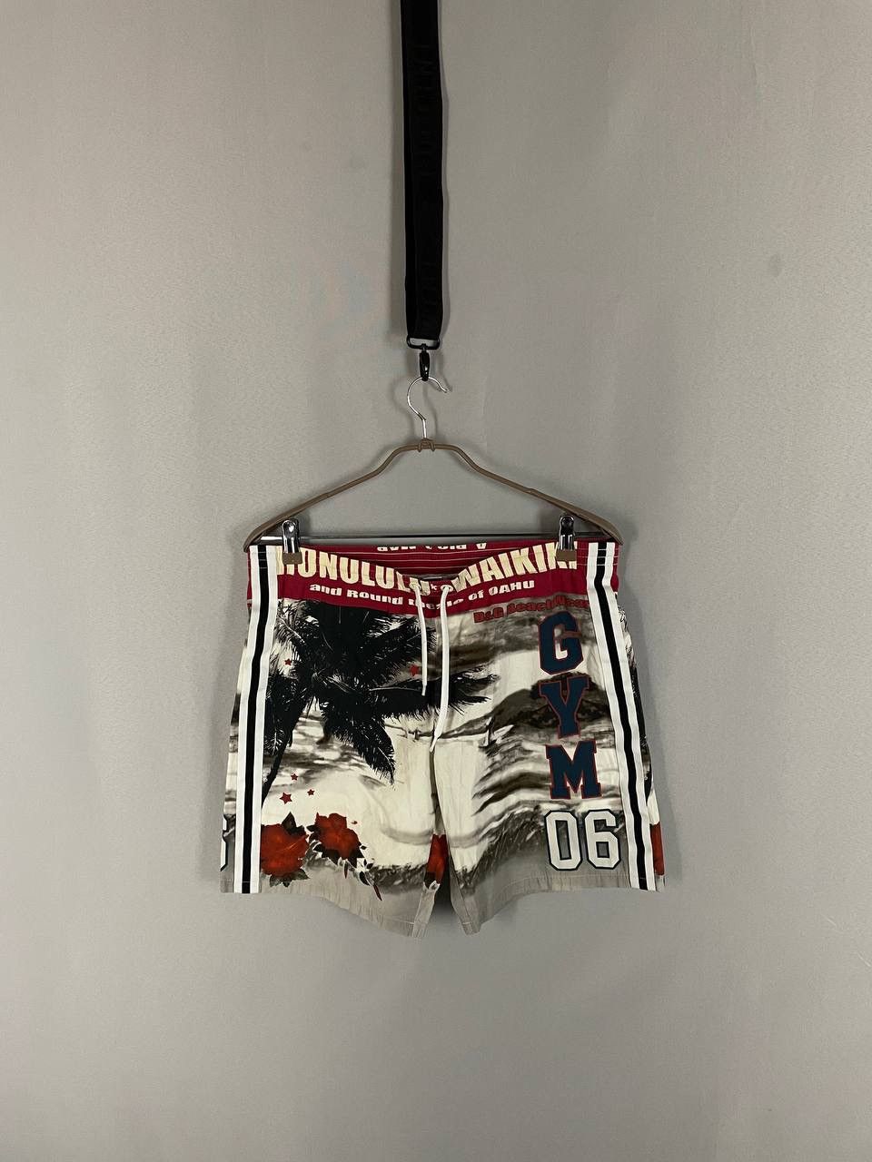 Dolce & Gabbana Dolce&Gabbana Shorts Gym Size US 30 / EU 46 - 1 Thumbnail