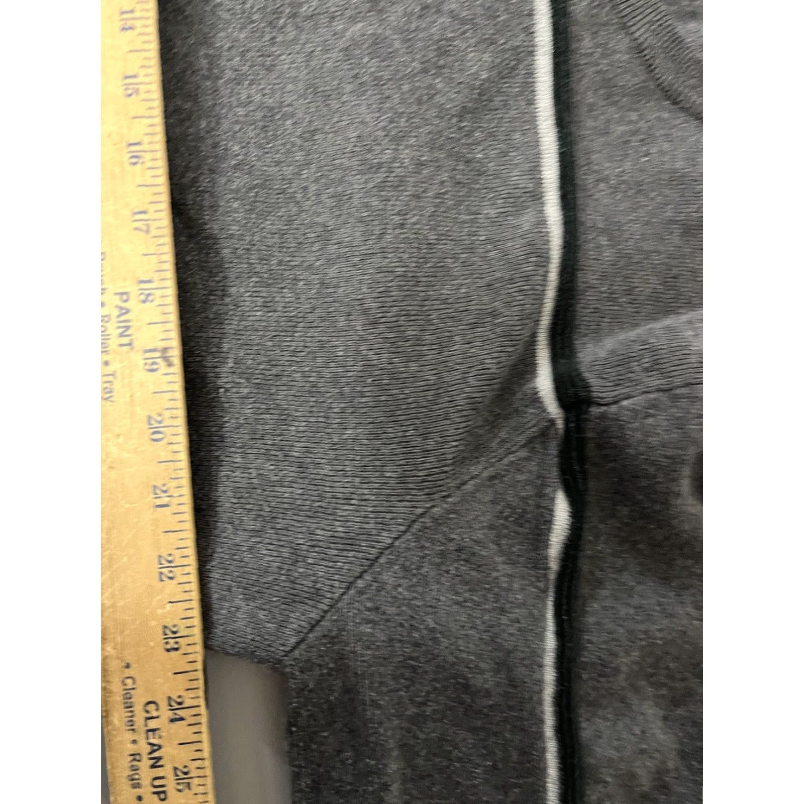 Calvin Klein Calvin Klein Mens Sweater Crew Neck Gray Colorblock Knit 100% Cotton XL Regular Fit All Seasons EUC Size US XL / EU 56 / 4 - 5 Thumbnail