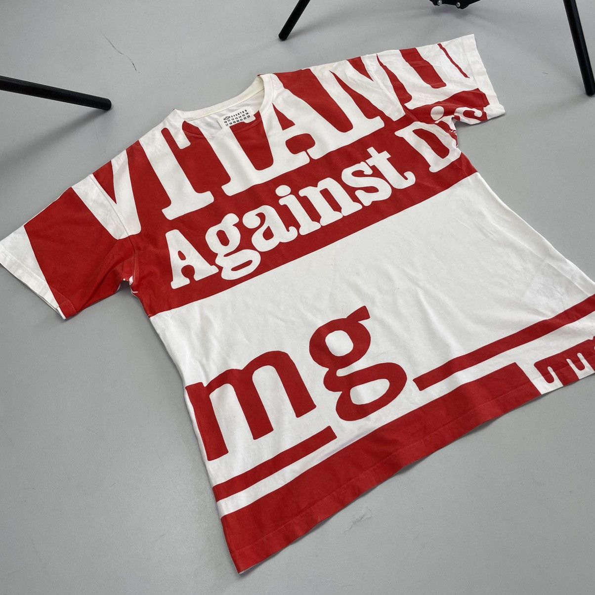 Maison Margiela Maison Margiela "Vitamin" Oversized Print T-Shirt sz S Size US S / EU 44-46 / 1 - 6 Thumbnail