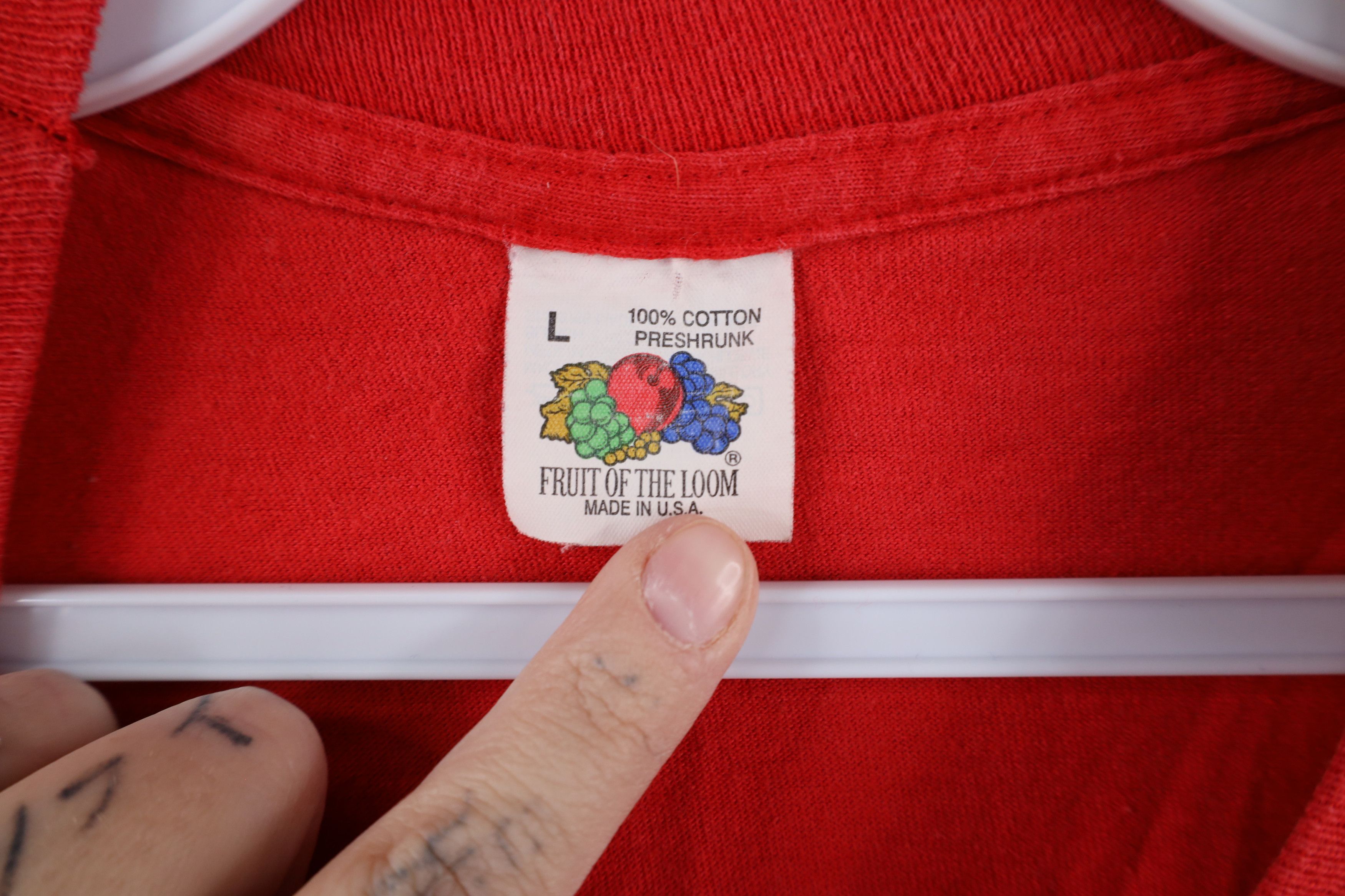 Vintage Vintage 90s Streetwear Blank Cotton Pocket T-Shirt Red USA Size US L / EU 52-54 / 3 - 9 Thumbnail