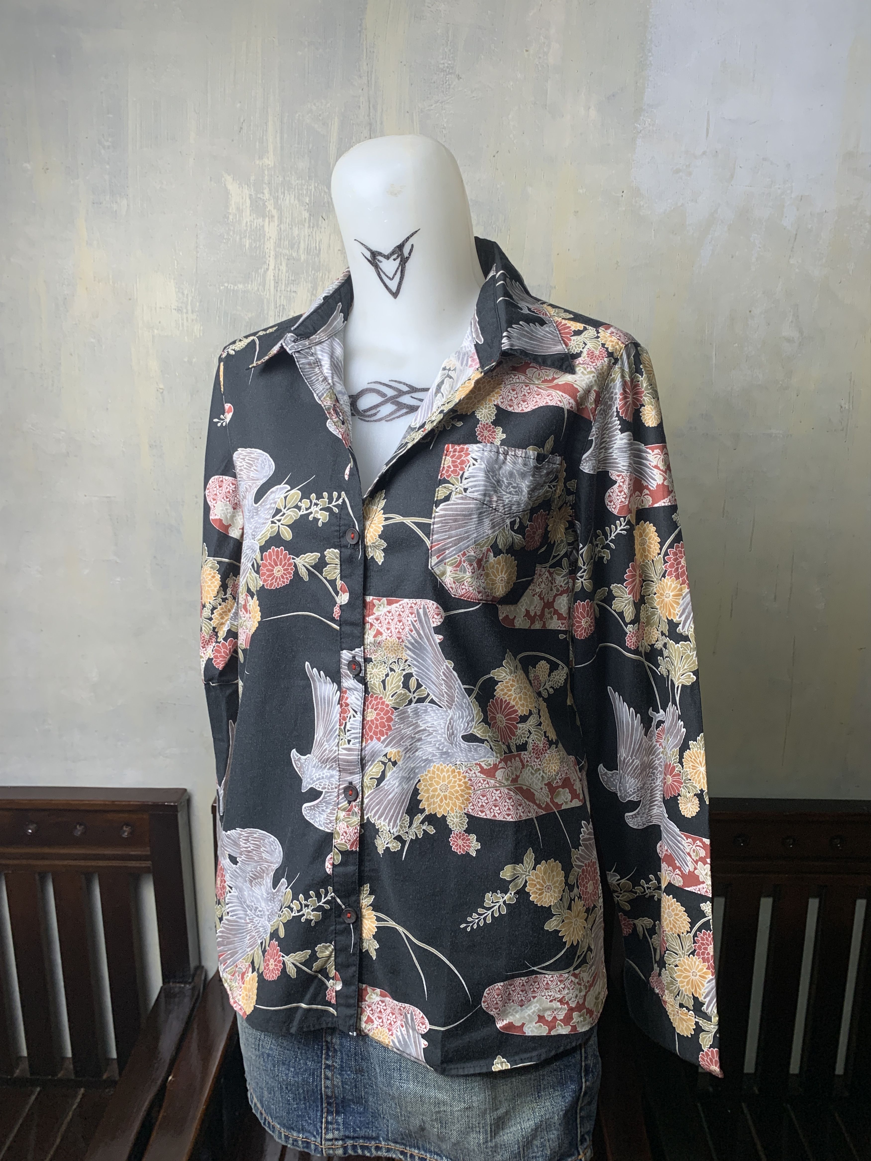Takeo Kikuchi 2000s Takeo Kikuchi Eagle Traditional Art Shirt (M) Size M / US 6-8 / IT 42-44 - 2 Thumbnail