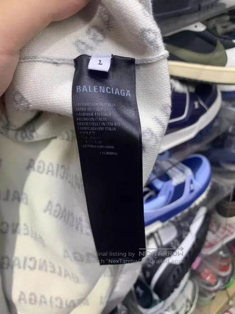 Balenciaga Balenciaga Letter Printed V-Neck Long Sleeve Single Breast Size US S / EU 44-46 / 1 - 6 Thumbnail