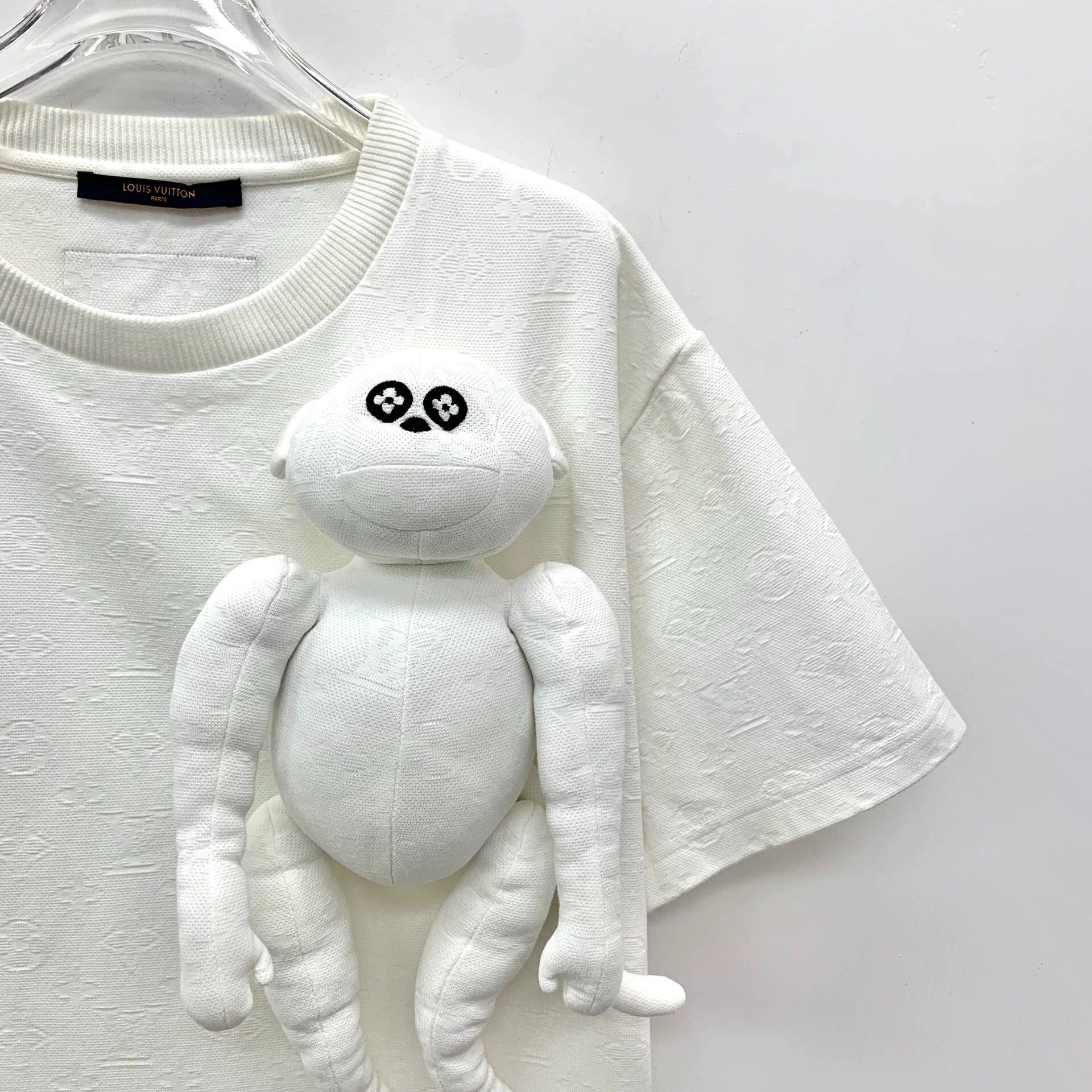 Louis Vuitton Louis Vuitton Doll Decoration Crew Neck Short Sleeve T-Shirt Size US L / EU 52-54 / 3 - 4 Thumbnail