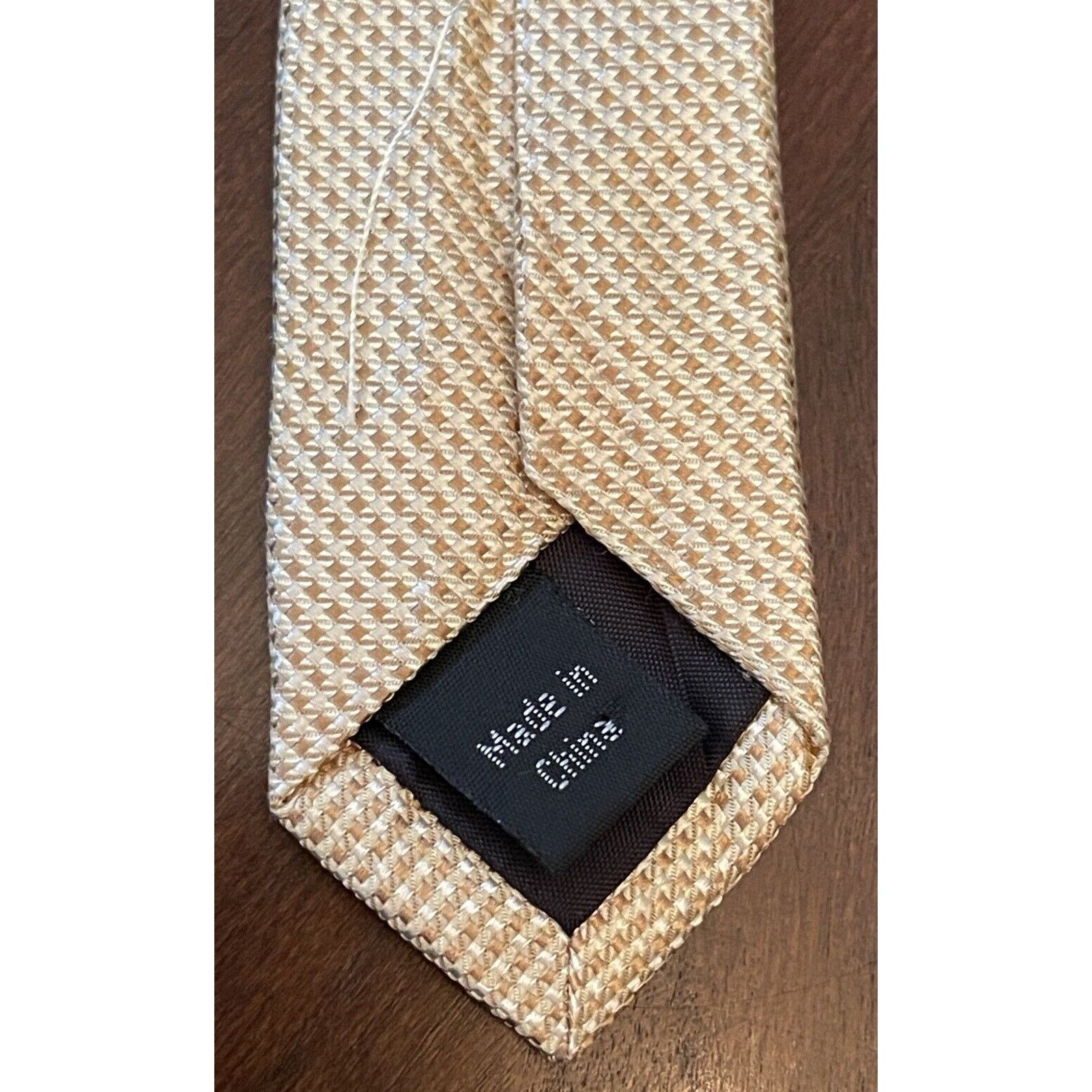 Michael Kors Michael Michael Kors Gold 100% Silk Made In China Size ONE SIZE - 8 Thumbnail