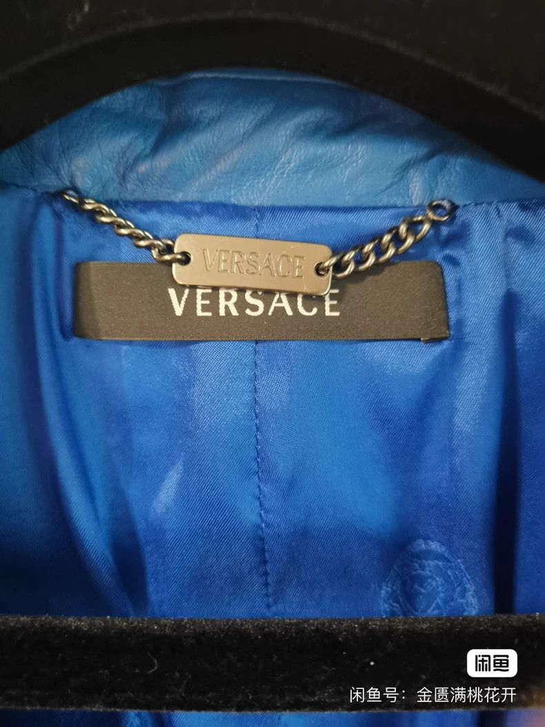 Versace Versace Lambskin leather coat Size M / US 6-8 / IT 42-44 - 4 Thumbnail