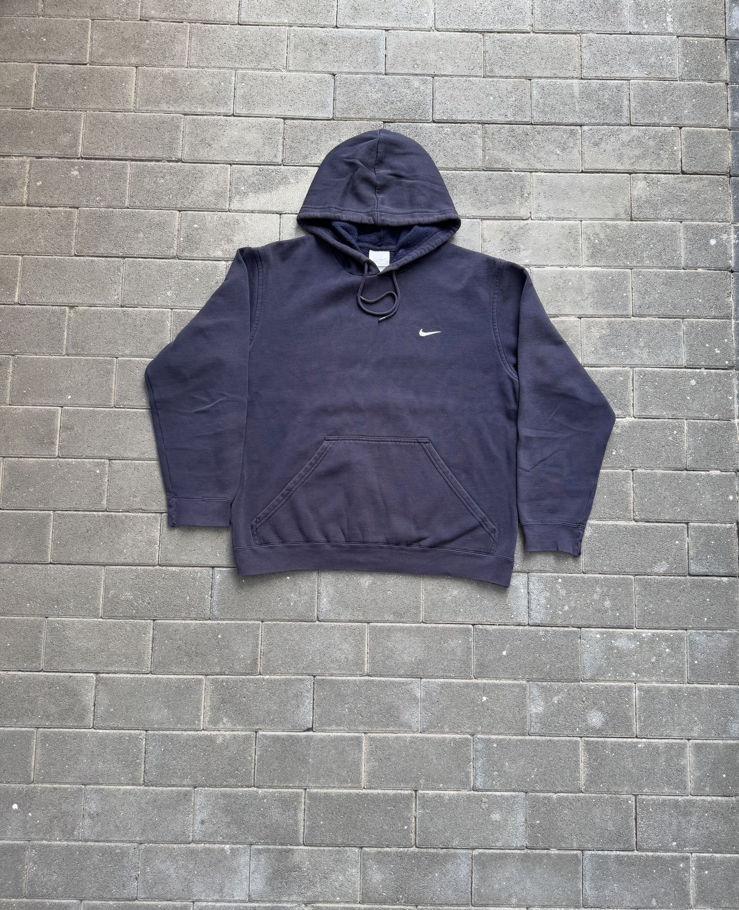 Nike VTG 90s Nike Embroidered Swoosh Hoodie Sweatshirt Size US L / EU 52-54 / 3 - 1 Thumbnail