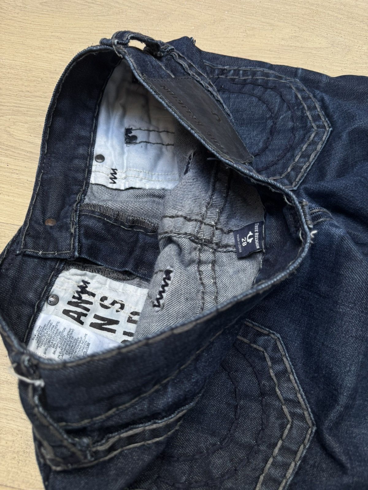 True Religion True religion jeans vinyage usa rap denim fade medium fit Size US 28 / EU 44 - 4 Thumbnail
