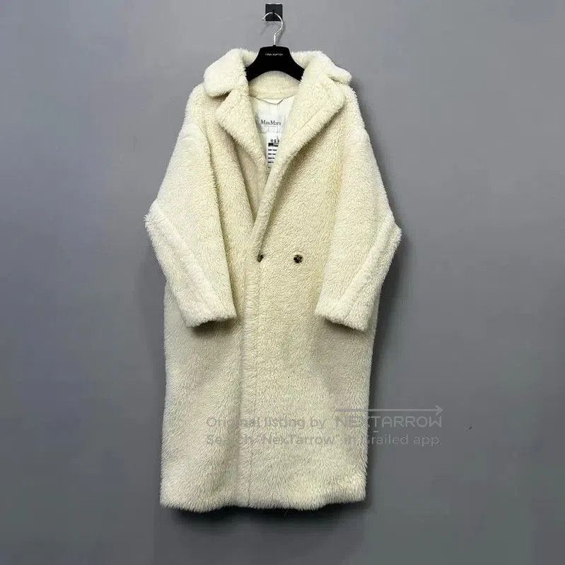 Max Mara MaxMara Women's Long White Coat for Spring . Size M / US 6-8 / IT 42-44 - 1 Thumbnail