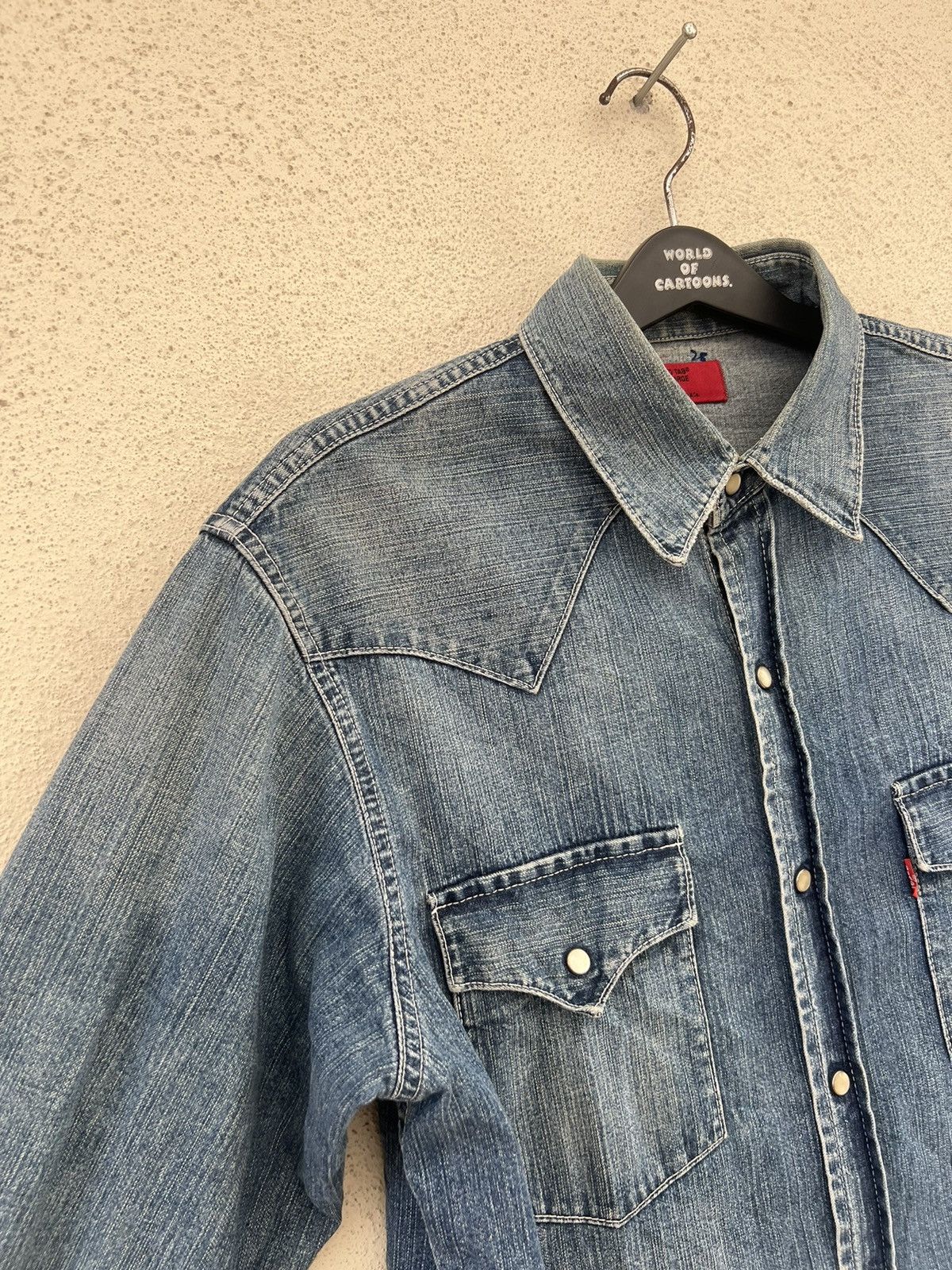 Levi's Vintage 2005 Levi’s Red Tab Faded Mud Denim Western Shirt Size US L / EU 52-54 / 3 - 10 Thumbnail