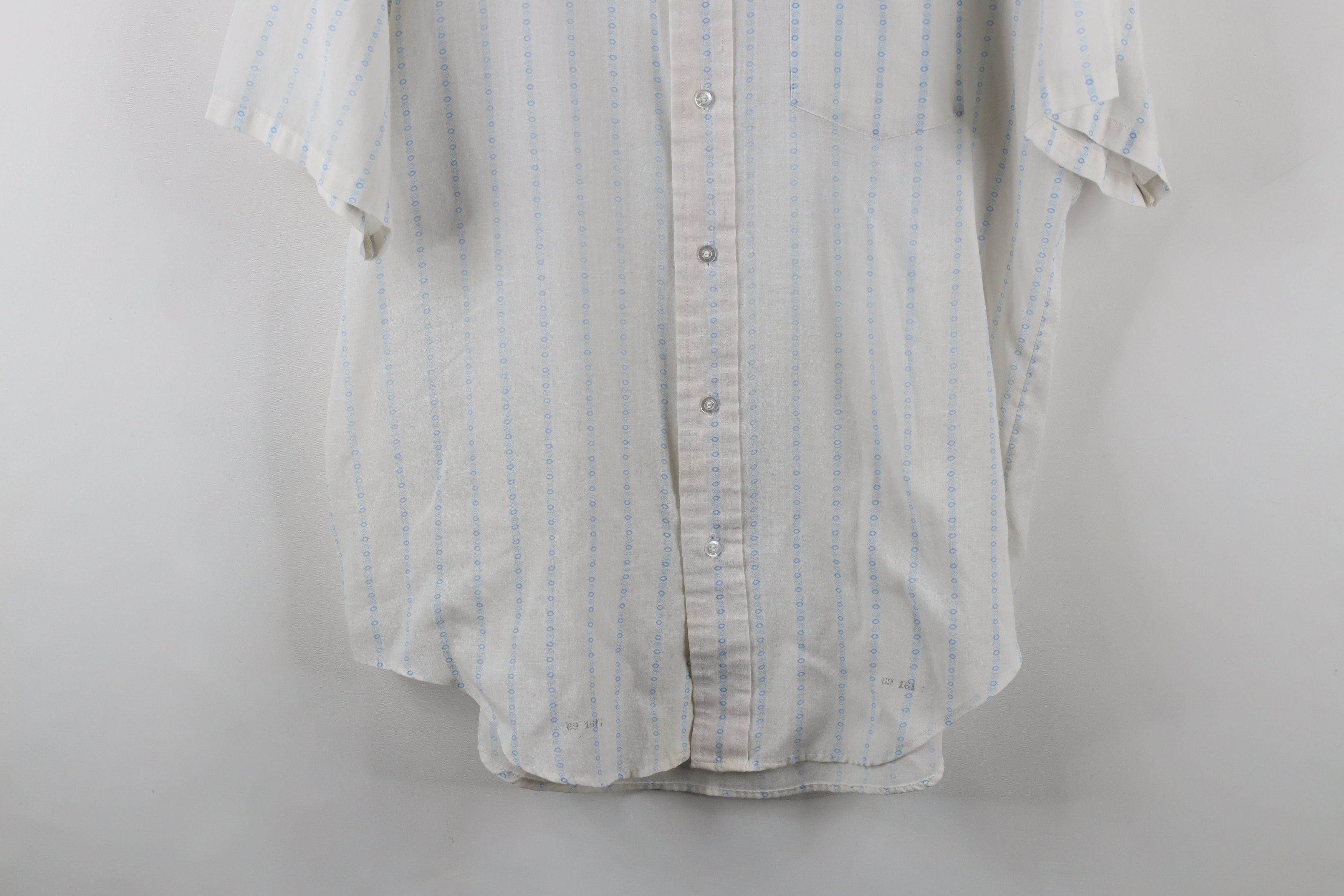 Vintage Vintage 60s Streetwear Geometric Short Sleeve Collared Shirt Size US M / EU 48-50 / 2 - 3 Thumbnail