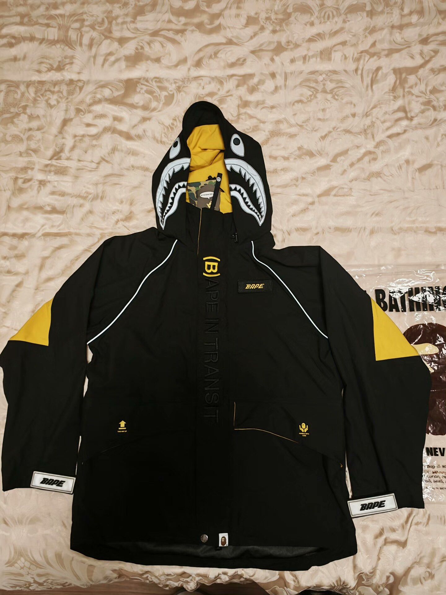 Bape Bape Multi Light Jacket S Men Size US S / EU 44-46 / 1 - 1 Thumbnail