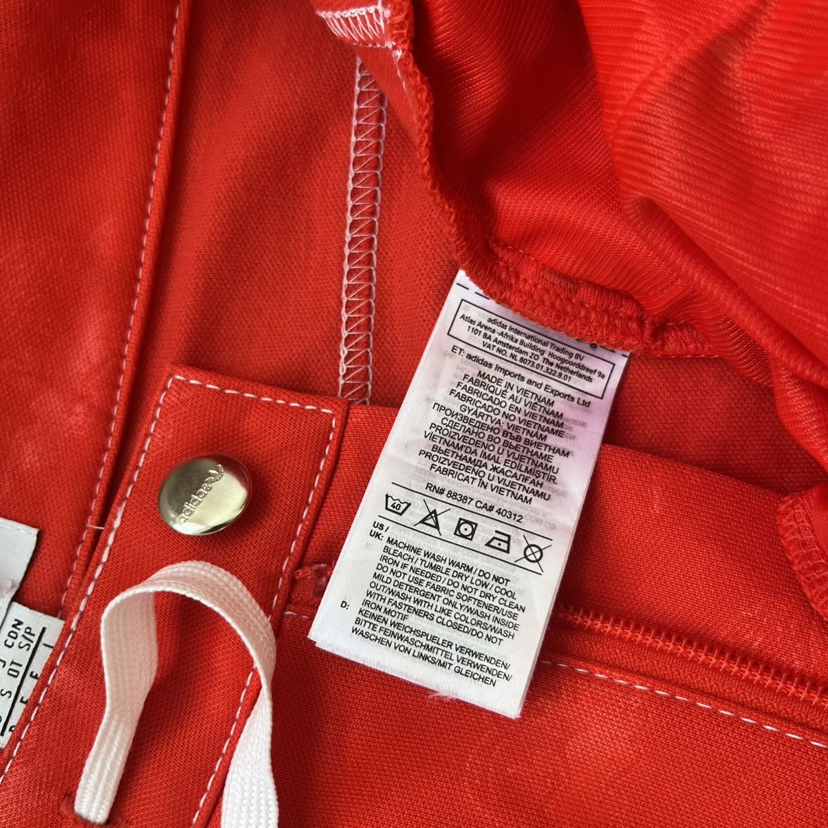 Adidas Adidas x Fiorucci Red Zip Ankle Angel Embossed Print Jogger Size 28" / US 6 / IT 42 - 9 Thumbnail