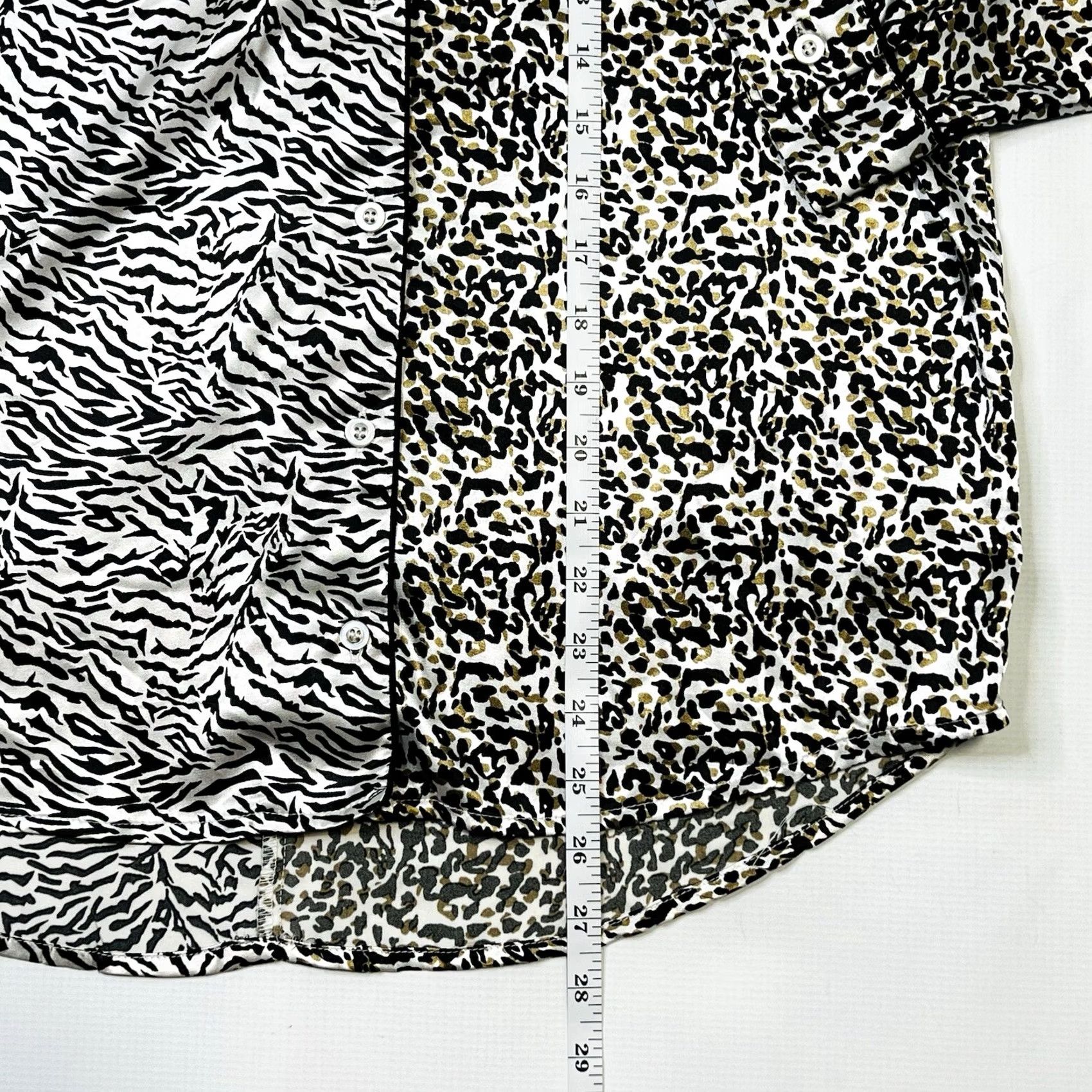 BB Dakota BB Dakota Pajama Top Small Satin Button Up Long Sleeve Animal Print Leopard Zebra Women’s Satin Pajama Top Size S / US 4 / IT 40 - 5 Thumbnail