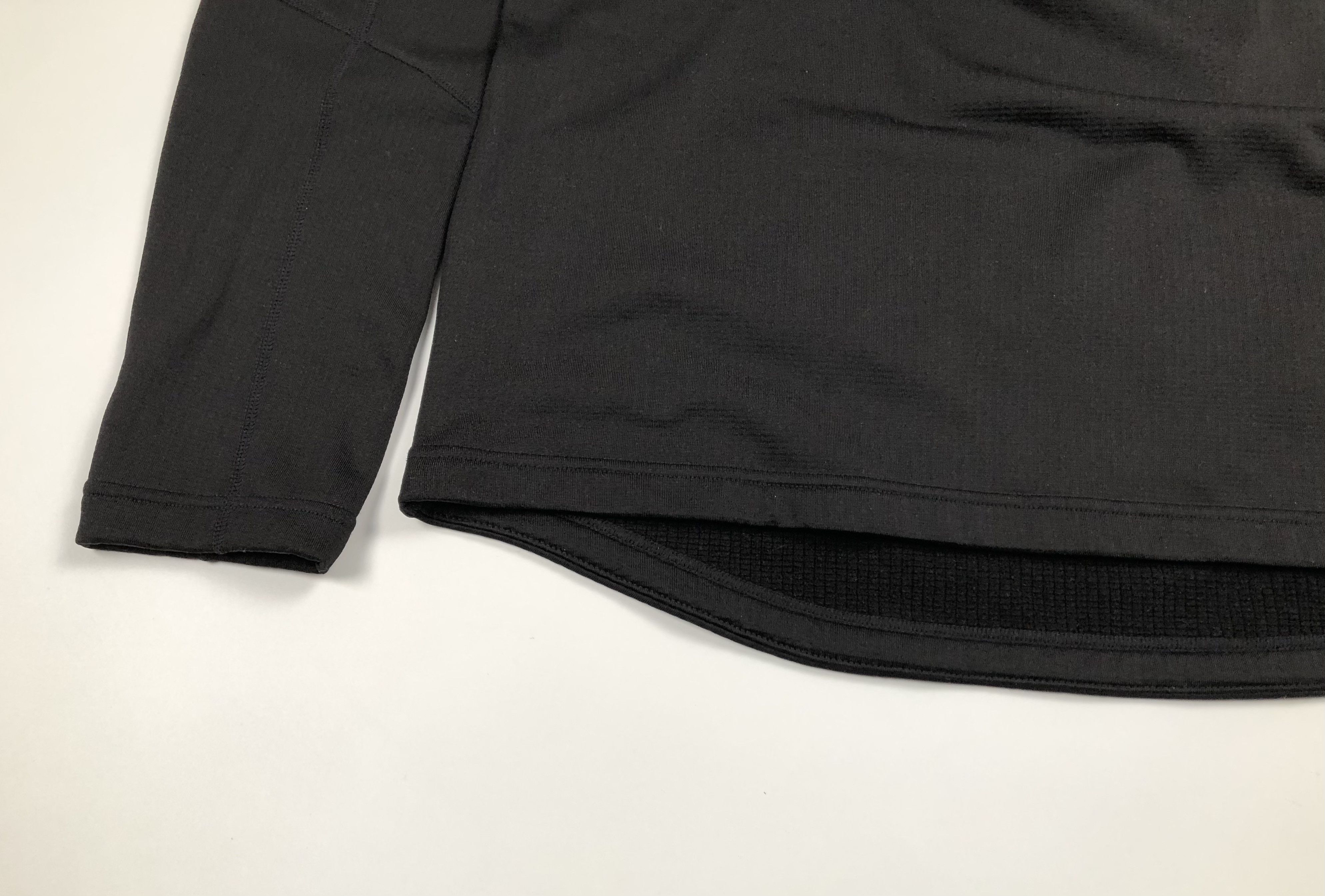 Other The Mountain Studio M-5 Techno Stretch Mid T-Neck Size US M / EU 48-50 / 2 - 8 Thumbnail