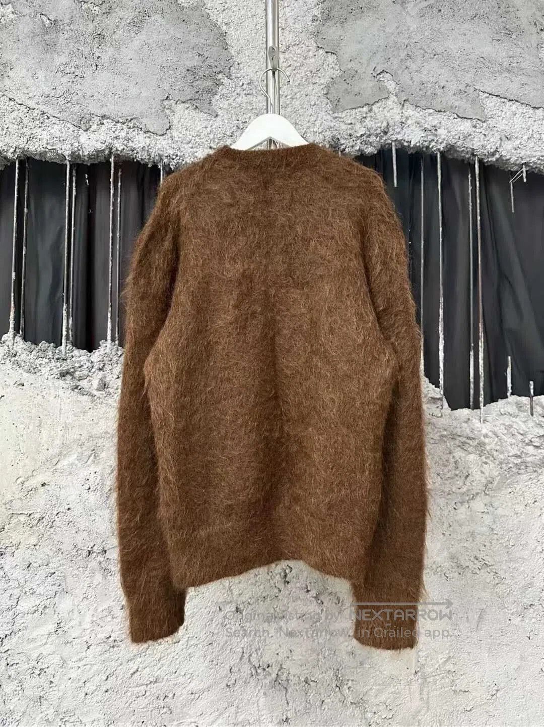 AMI brown fuzzy knit sweater. Size US L / EU 52-54 / 3 - 2 Thumbnail
