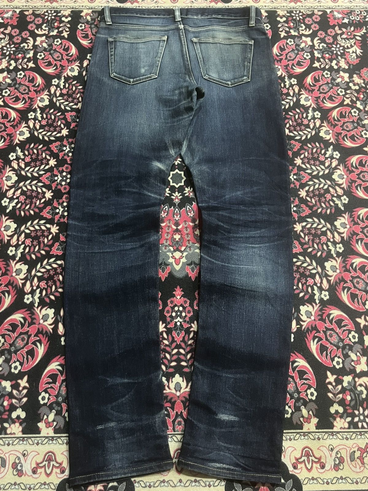Undercover × Uniqlo Uniqlo Dark Blue Faded Washed Slim Straight Selvedge Jeans Size US 30 / EU 46 - 2 Thumbnail