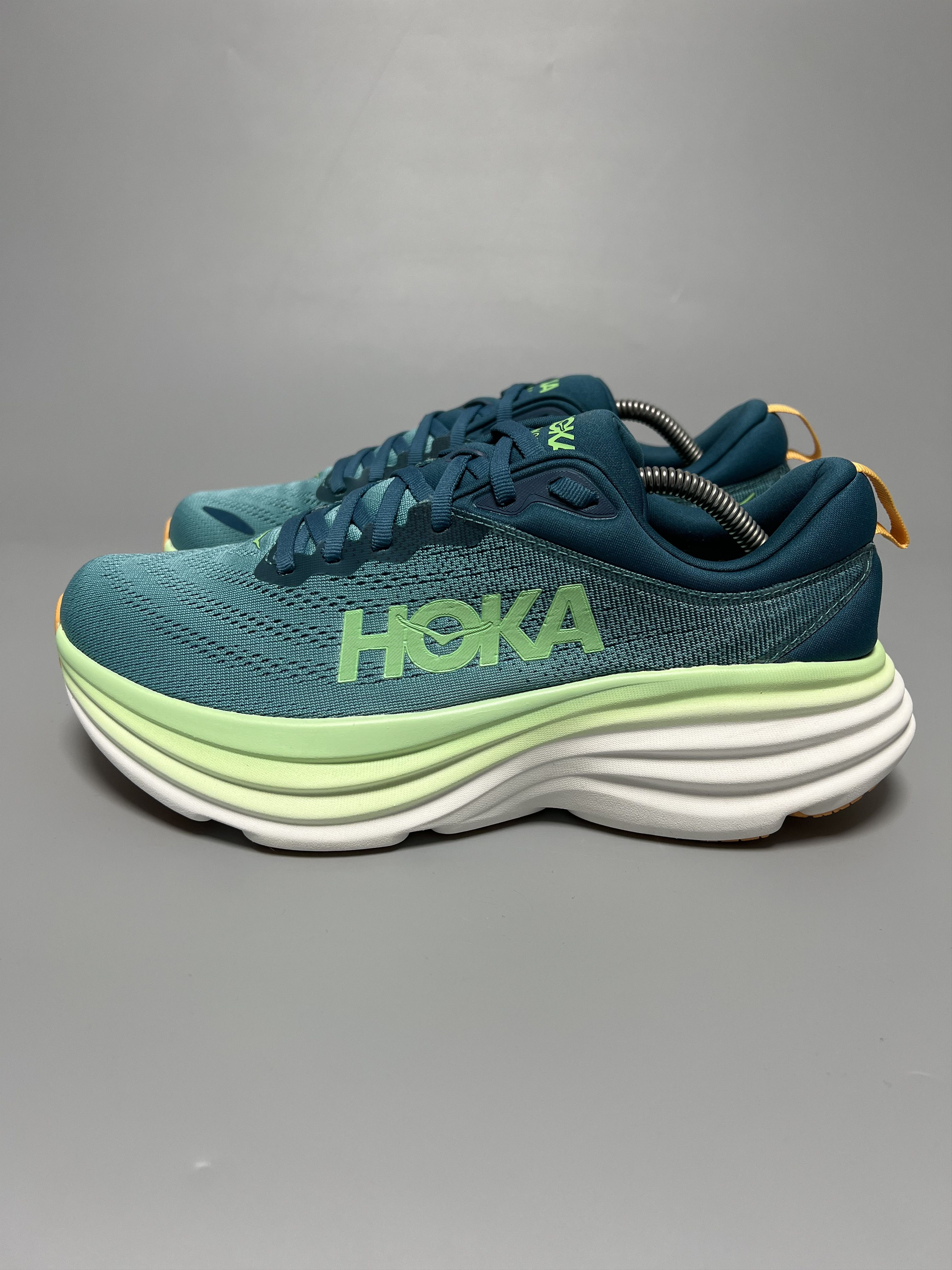Hoka 9D Hoka One One Bondi 8 Running Shoes Size US 9 / EU 42 - 2 Thumbnail