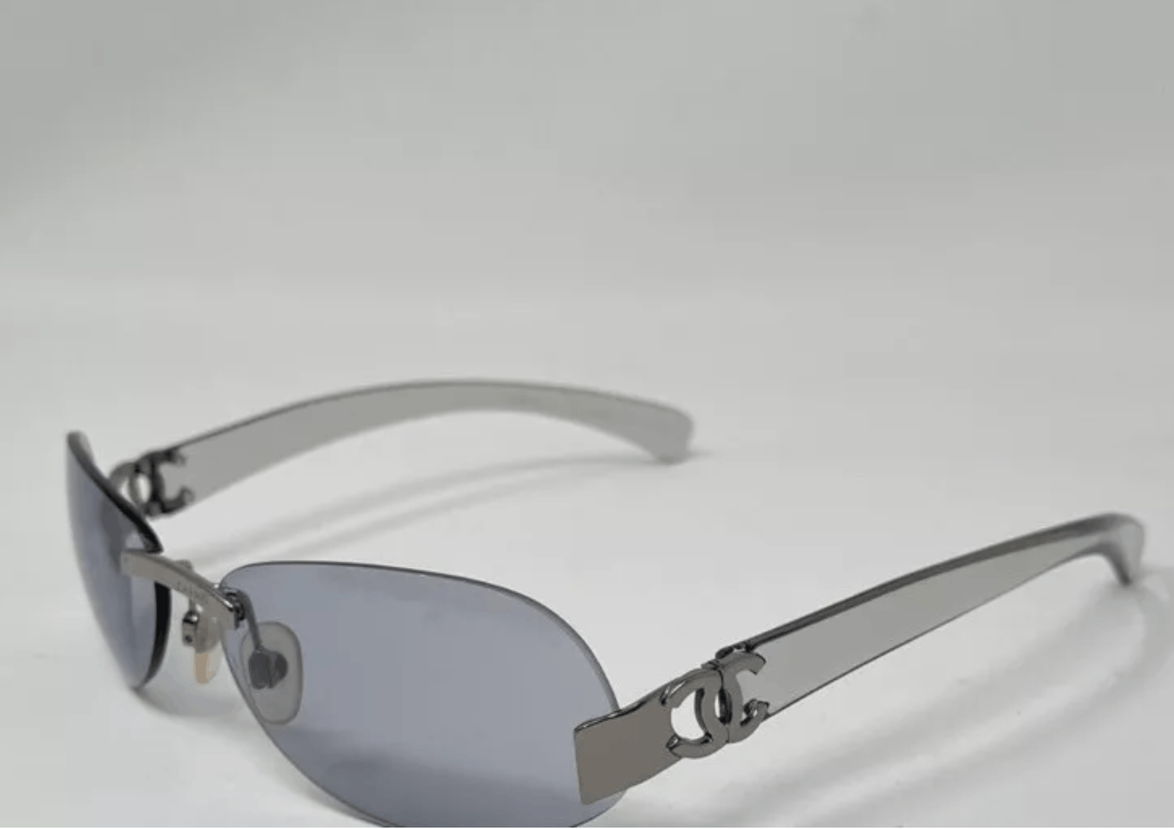 Chanel × Vintage CHANEL Sunglasses 4037 Rimless Rhinestone 4017 Shields RI832 Size ONE SIZE - 3 Thumbnail