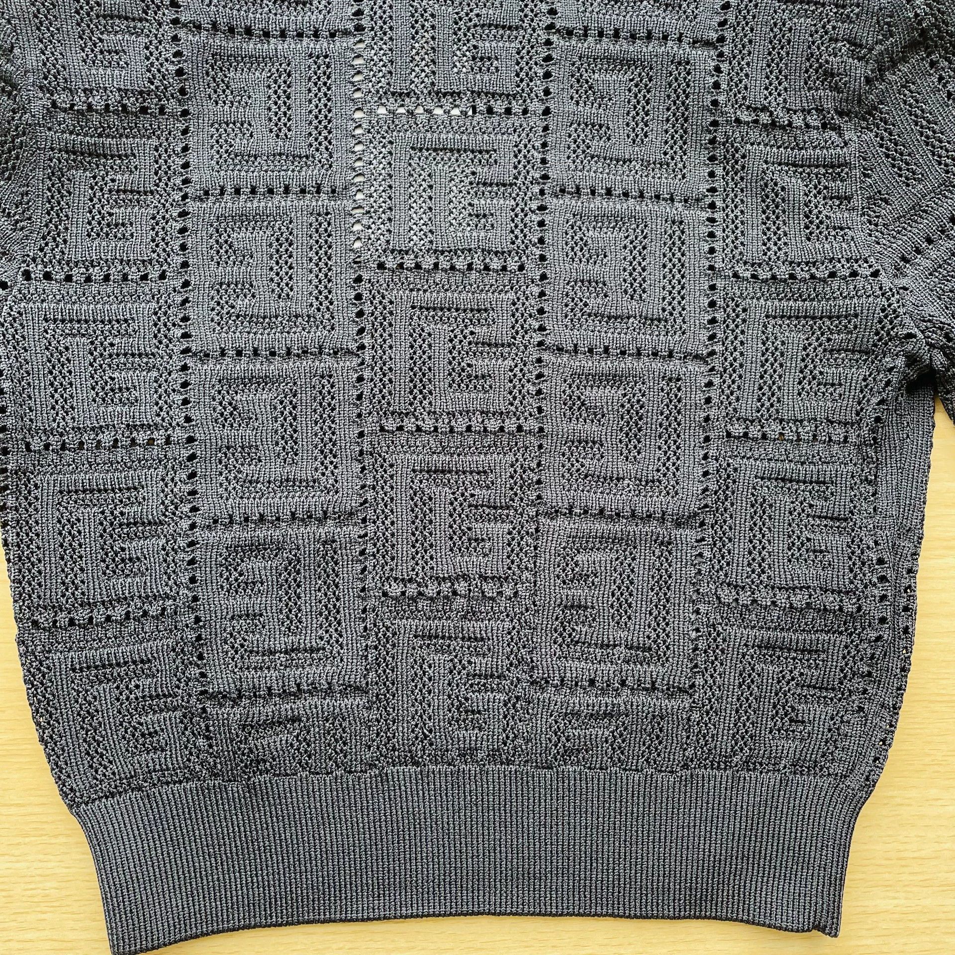 Balmain Balmain Women's Gold-Button Cutout Short Black Top 36 Size XS / US 0-2 / IT 36-38 - 4 Thumbnail