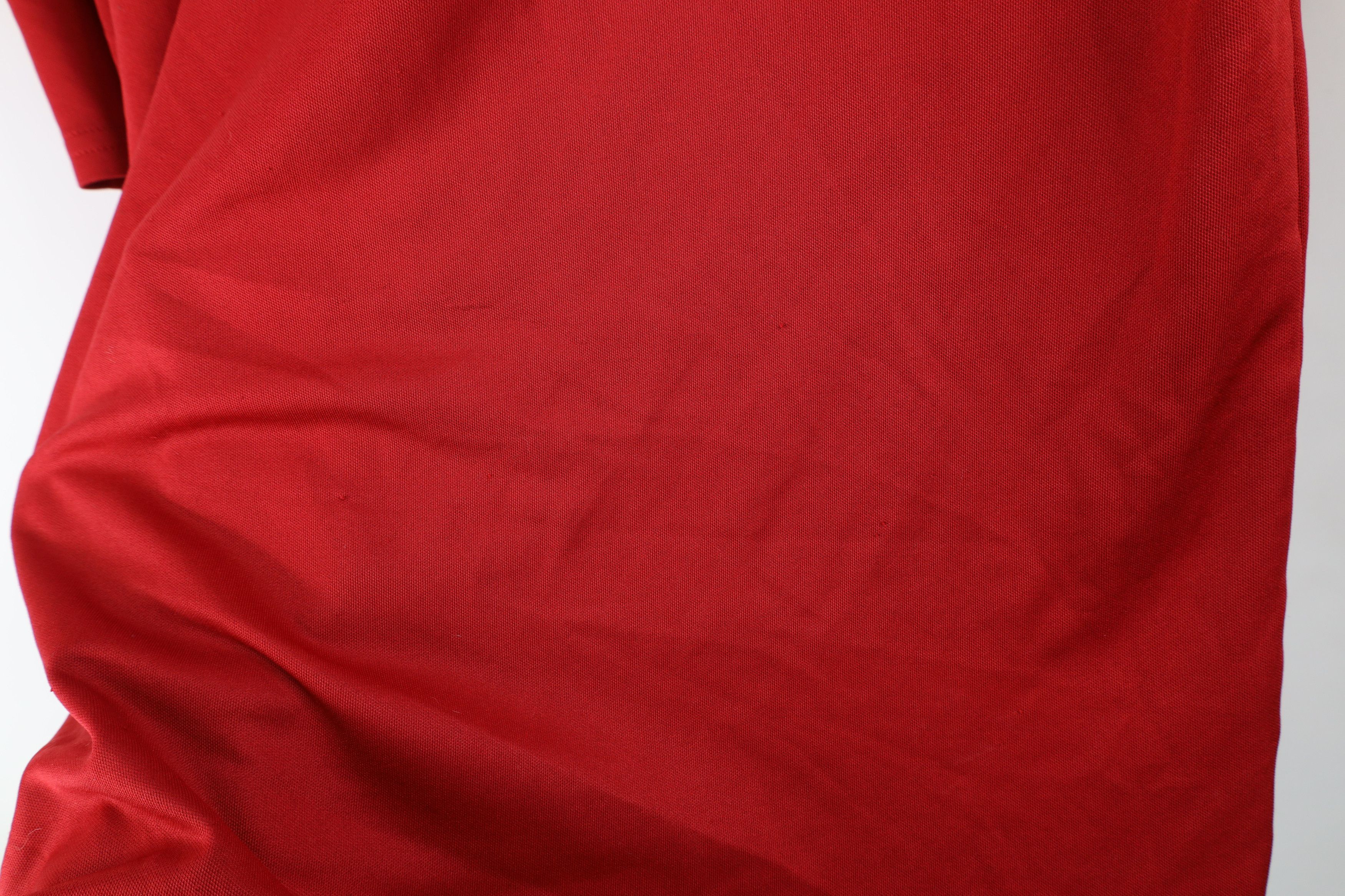 Nike × Vintage Vintage Nike Monochrome Scott Mini Swoosh Knit T-Shirt Red Size US L / EU 52-54 / 3 - 8 Thumbnail
