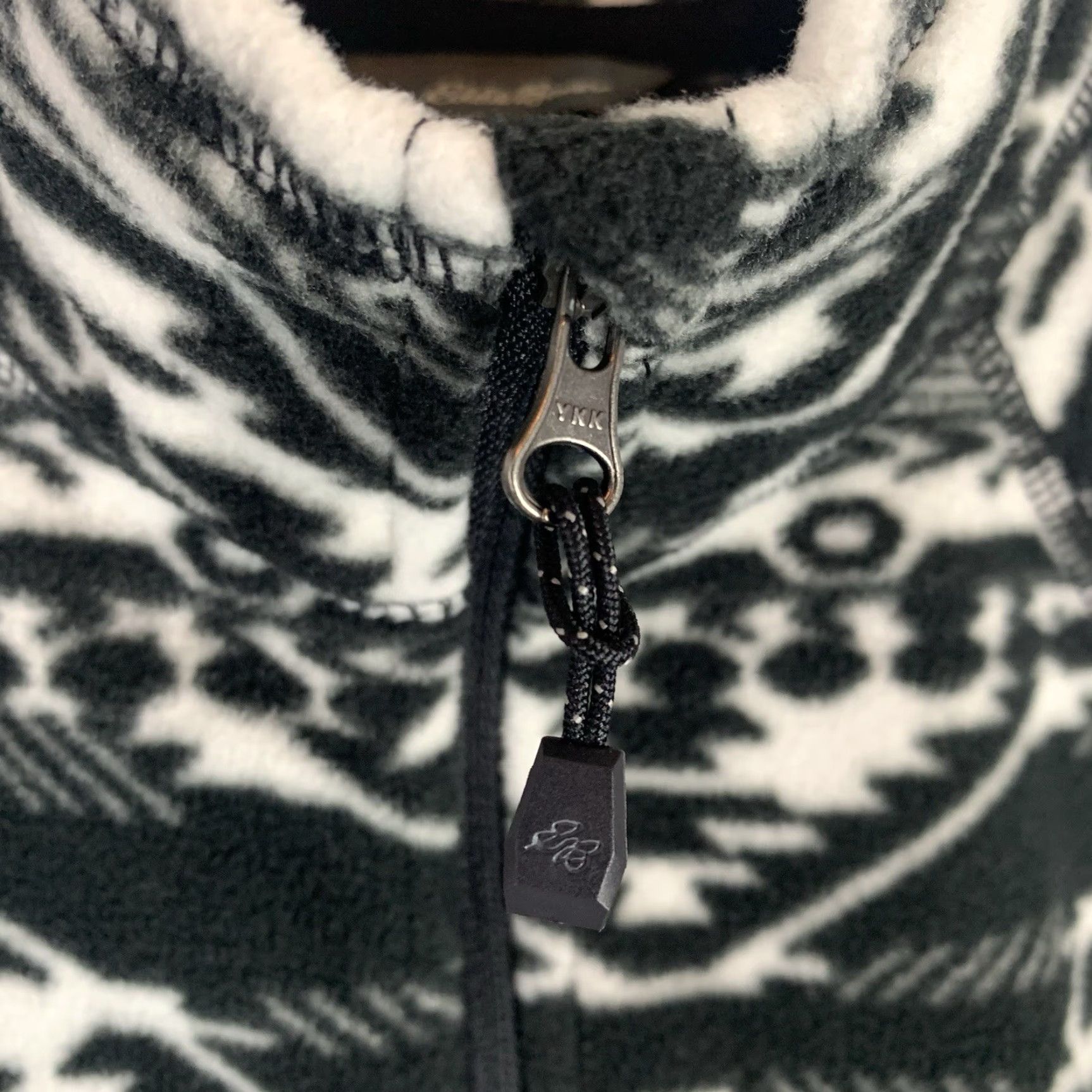 Eddie Bauer Eddie Bauer Womens Fleece Pullover Sweater 1/4 Zip Black Aztec Sz M Southwestern Womens Size M / US 6-8 / IT 42-44 - 3 Thumbnail