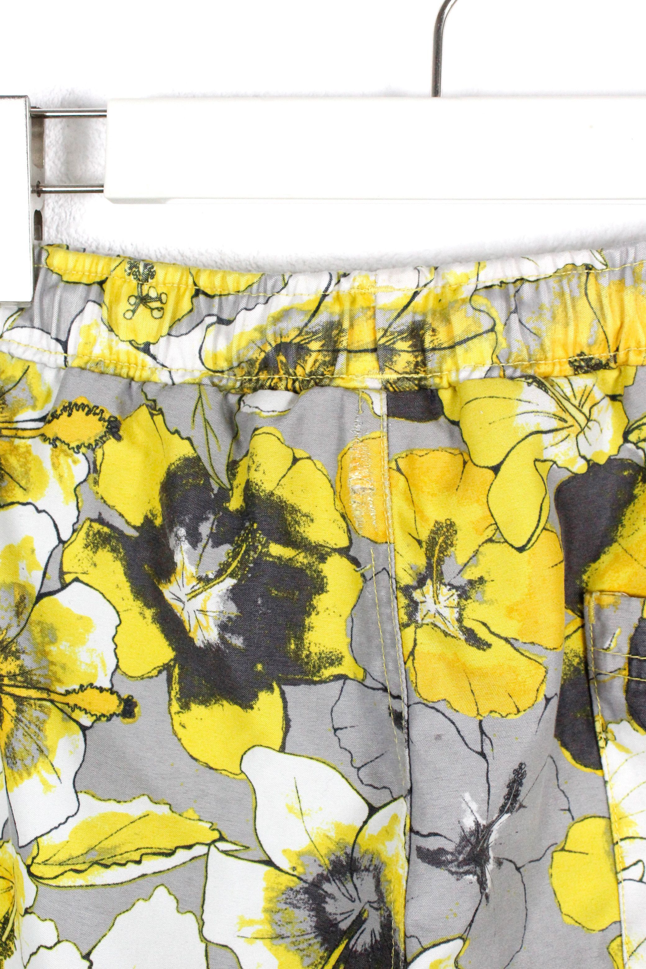 Hugo Boss × Vintage Hugo Boss Hawaiian Floral Pattern Swim Shorts Beach M Size US 32 / EU 48 - 4 Thumbnail