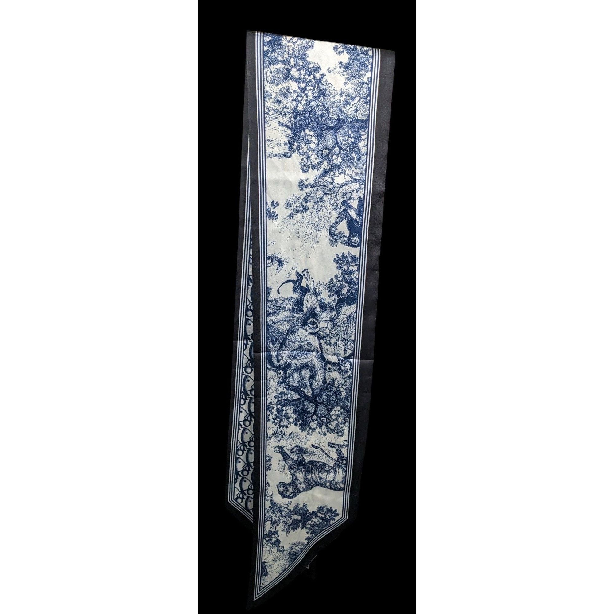 Other Animal Themed Blue And White Reversible Lightweight Scarf Size ONE SIZE - 4 Thumbnail