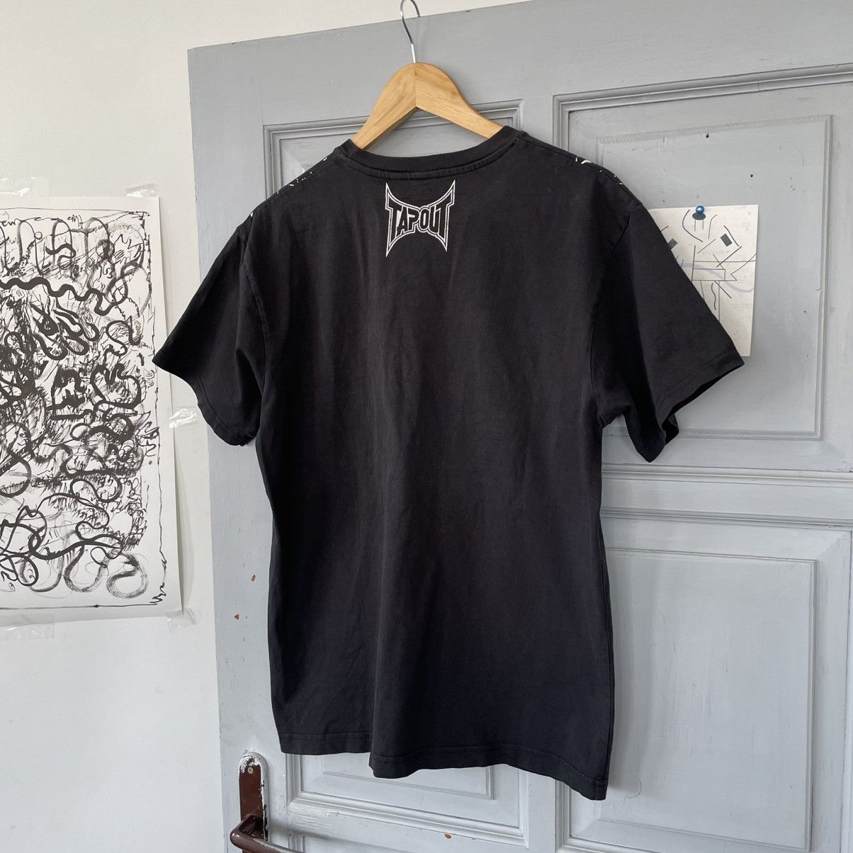 Tapout 🗿Tapout Big print logo T-shirt black white MMA Y2K Size US M / EU 48-50 / 2 - 6 Thumbnail