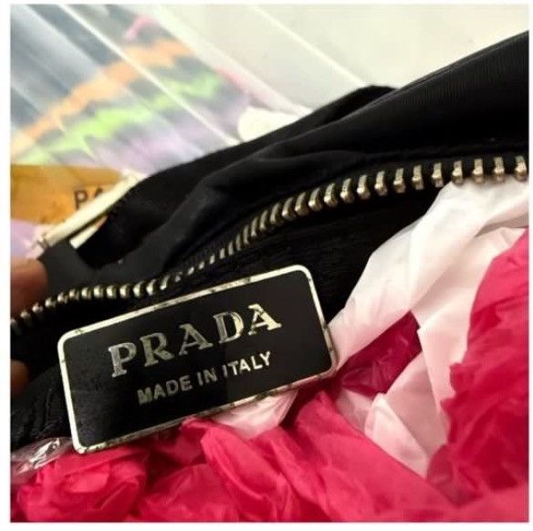Prada Authentic PRADA Nylon Crossbody Camera Bag Size ONE SIZE - 12 Thumbnail