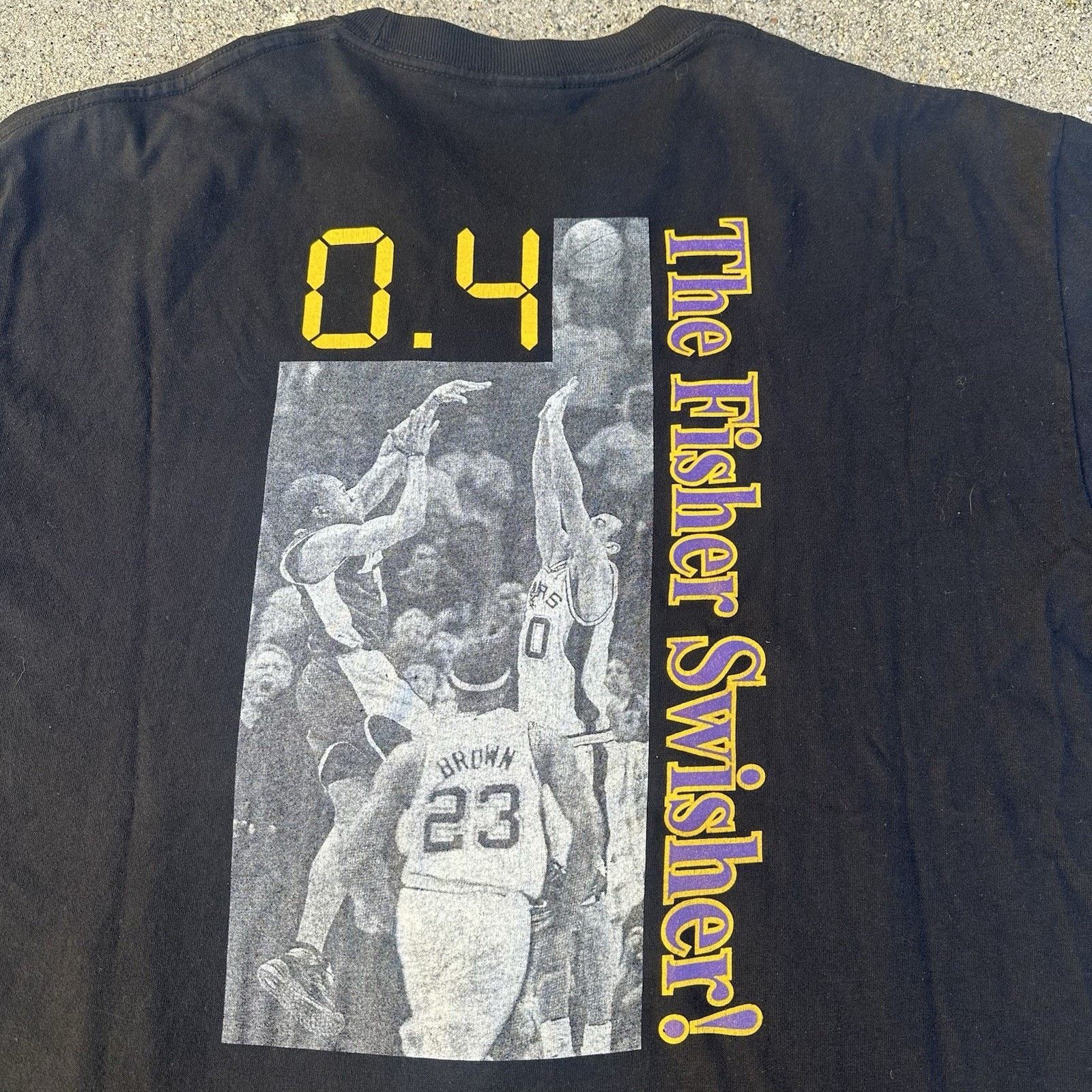 NBA × Vintage Vintage 2004 Los Angeles Lakers Derek Fisher Swish T-Shirt Size US XL / EU 56 / 4 - 2 Thumbnail