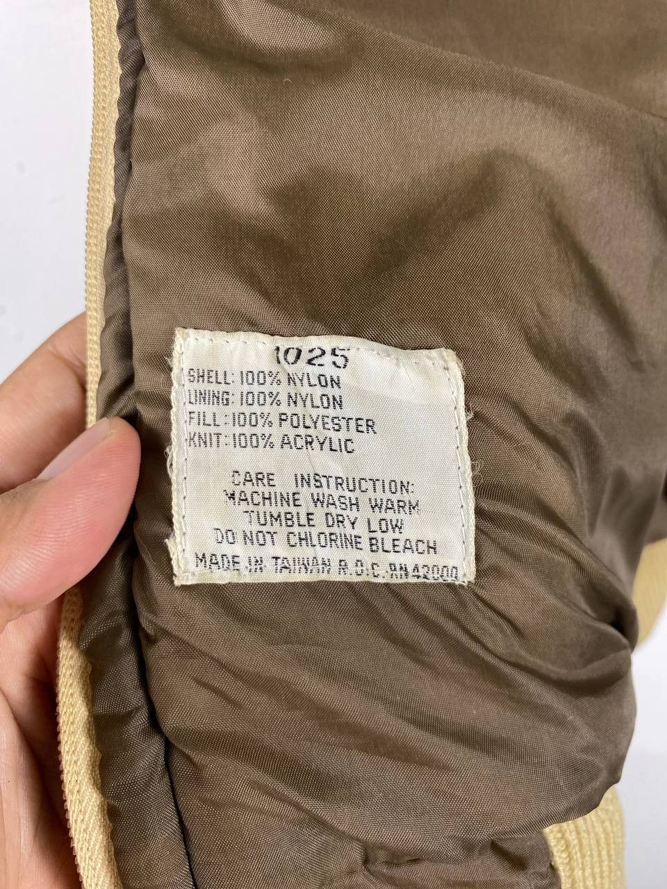 Vintage vintage polar bear ski puffer jacket removeable sleeves Size US M / EU 48-50 / 2 - 7 Thumbnail