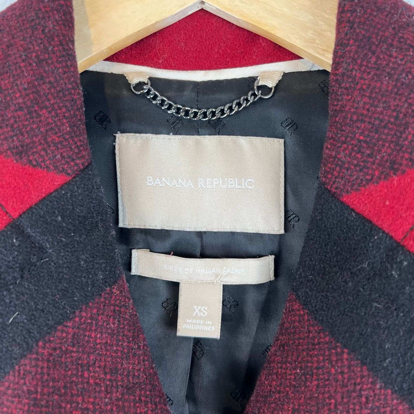 Banana Republic Banana Republic Buffalo Plaid Wool Coat Jacket XS Red Black Size XS / US 0-2 / IT 36-38 - 2 Thumbnail
