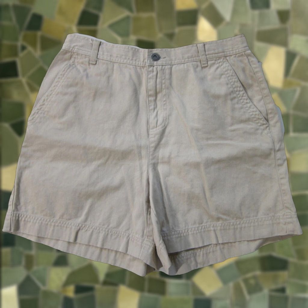 Liz Claiborne Vintage Liz Claiborne Beige Cotton High Rise Waist Flat Front Chino Short 10/L Size 30" / US 8 / IT 44 - 1 Thumbnail