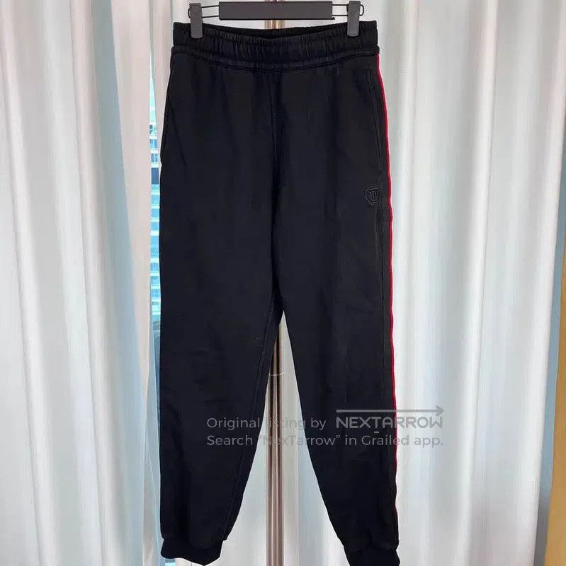 Burberry Burberry Black Cotton Casual Pants for Men. Size US 26 / EU 42 - 1 Thumbnail