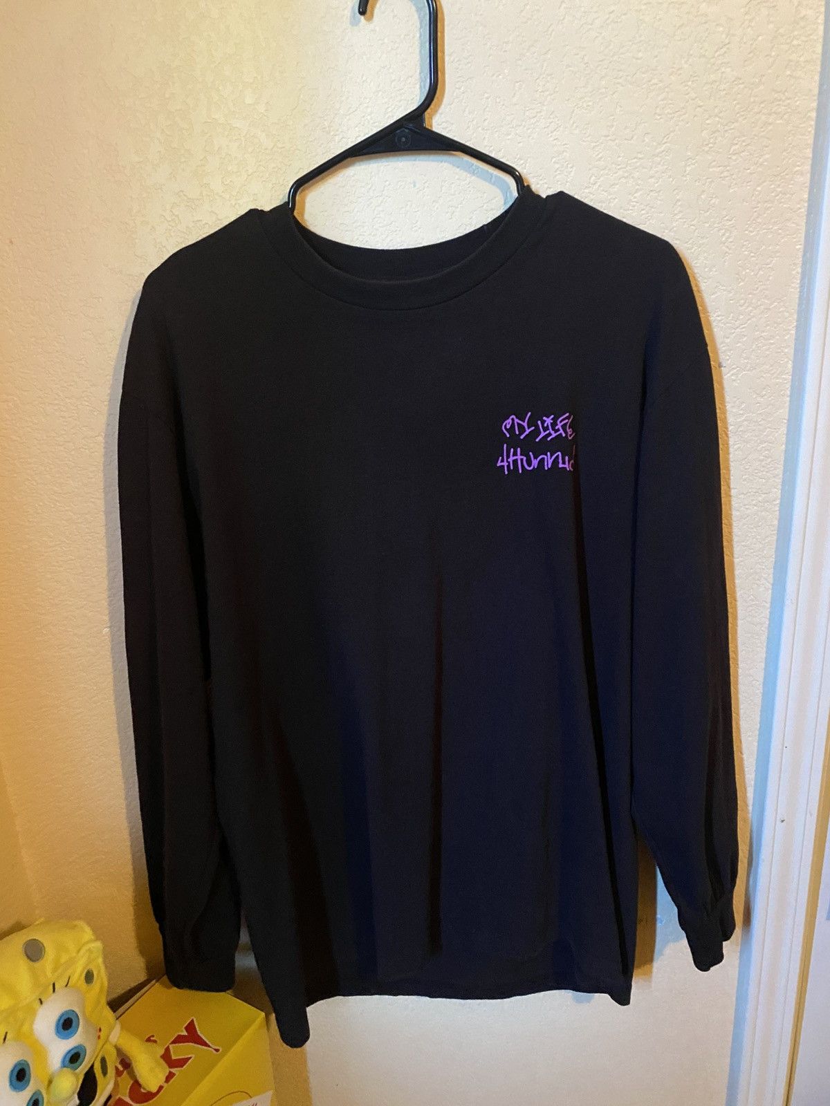 4HUNNID Rare 4hunnid long sleeve T with purple lettering Size US L / EU 52-54 / 3 - 1 Thumbnail